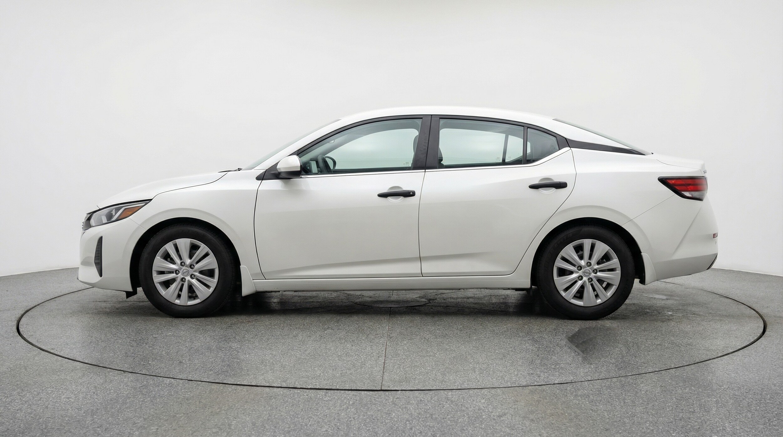 Thumbnail: 2025 Nissan Sentra - 4