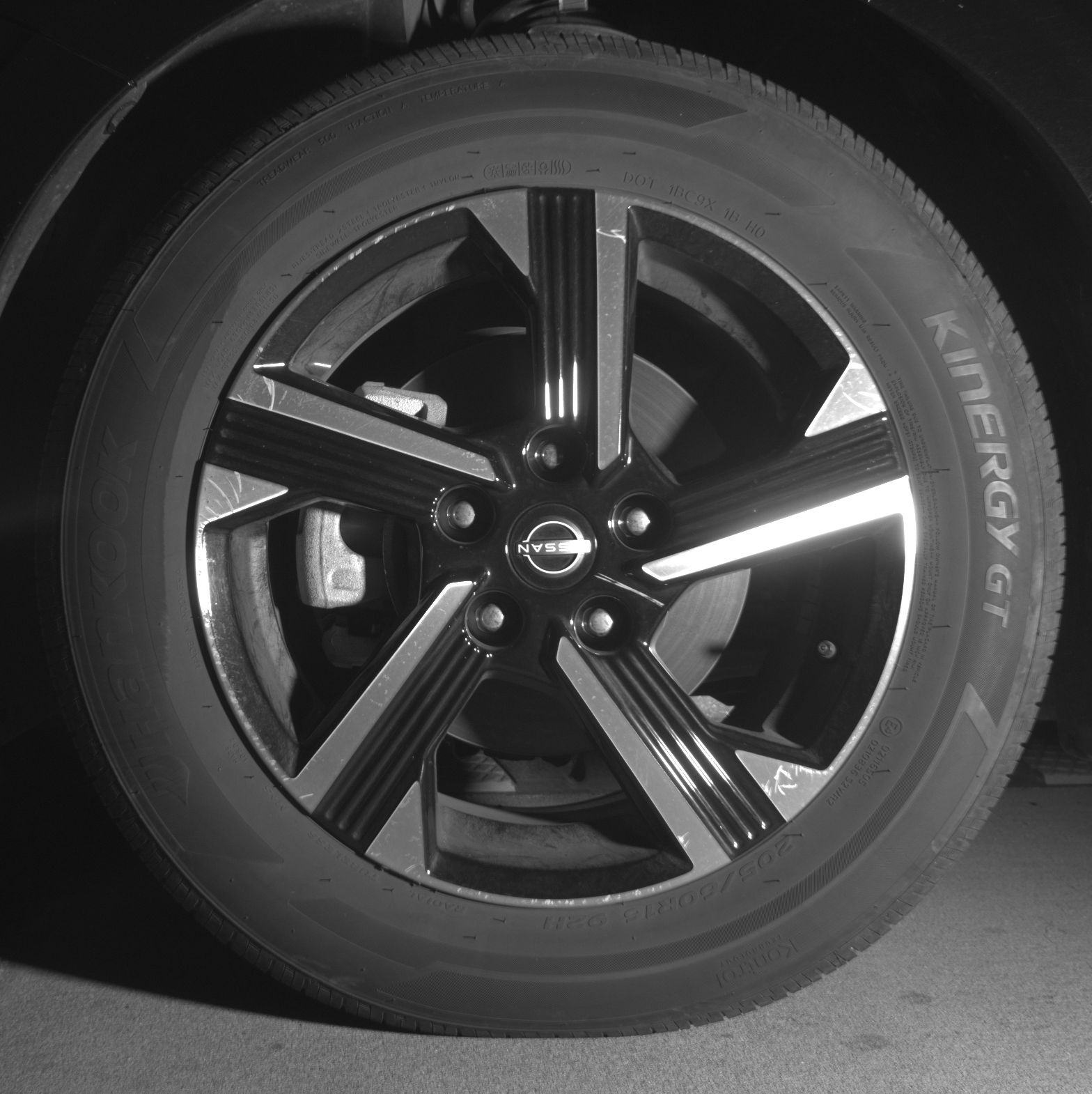 Thumbnail: 2025 Nissan Sentra - 9