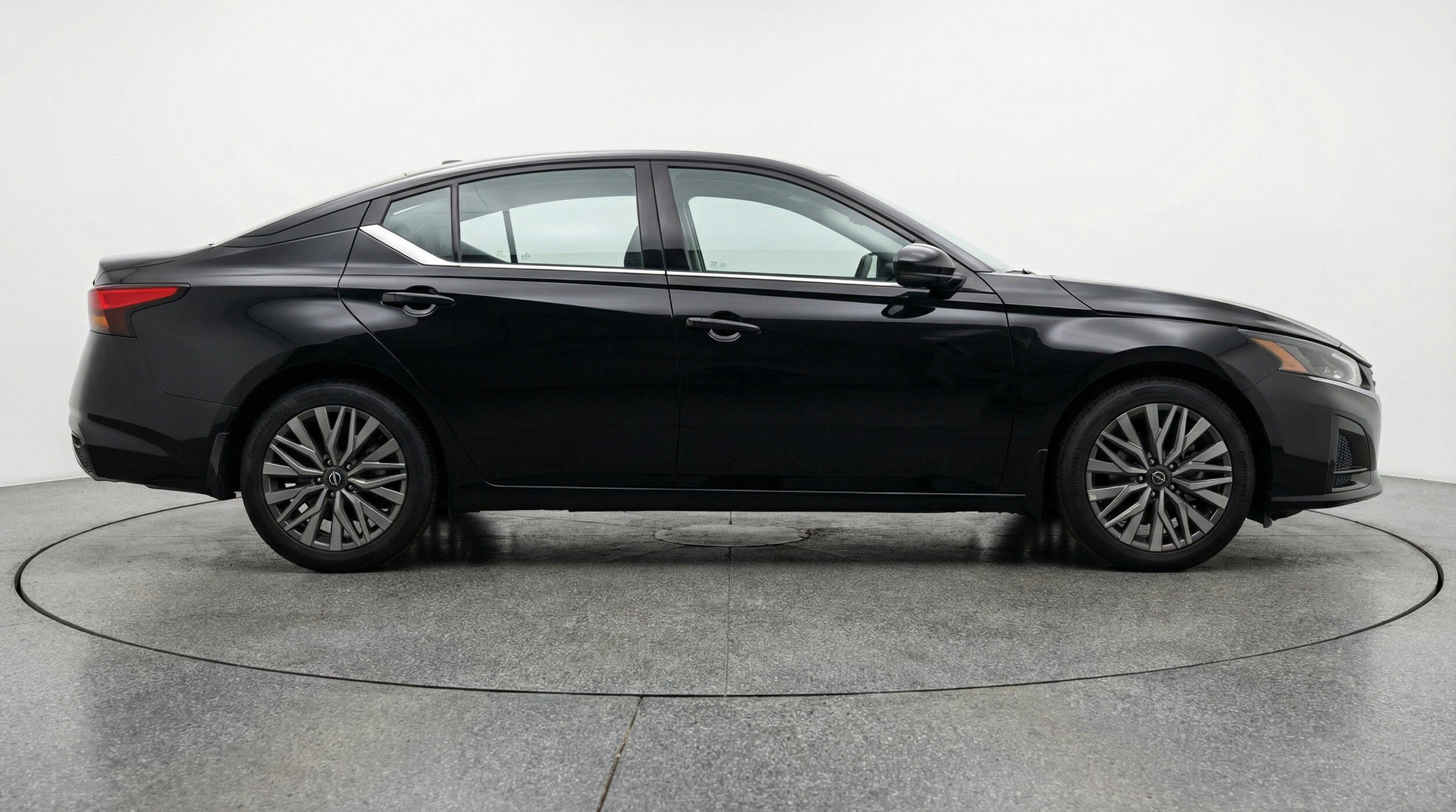 Thumbnail: 2025 Nissan Altima - 11