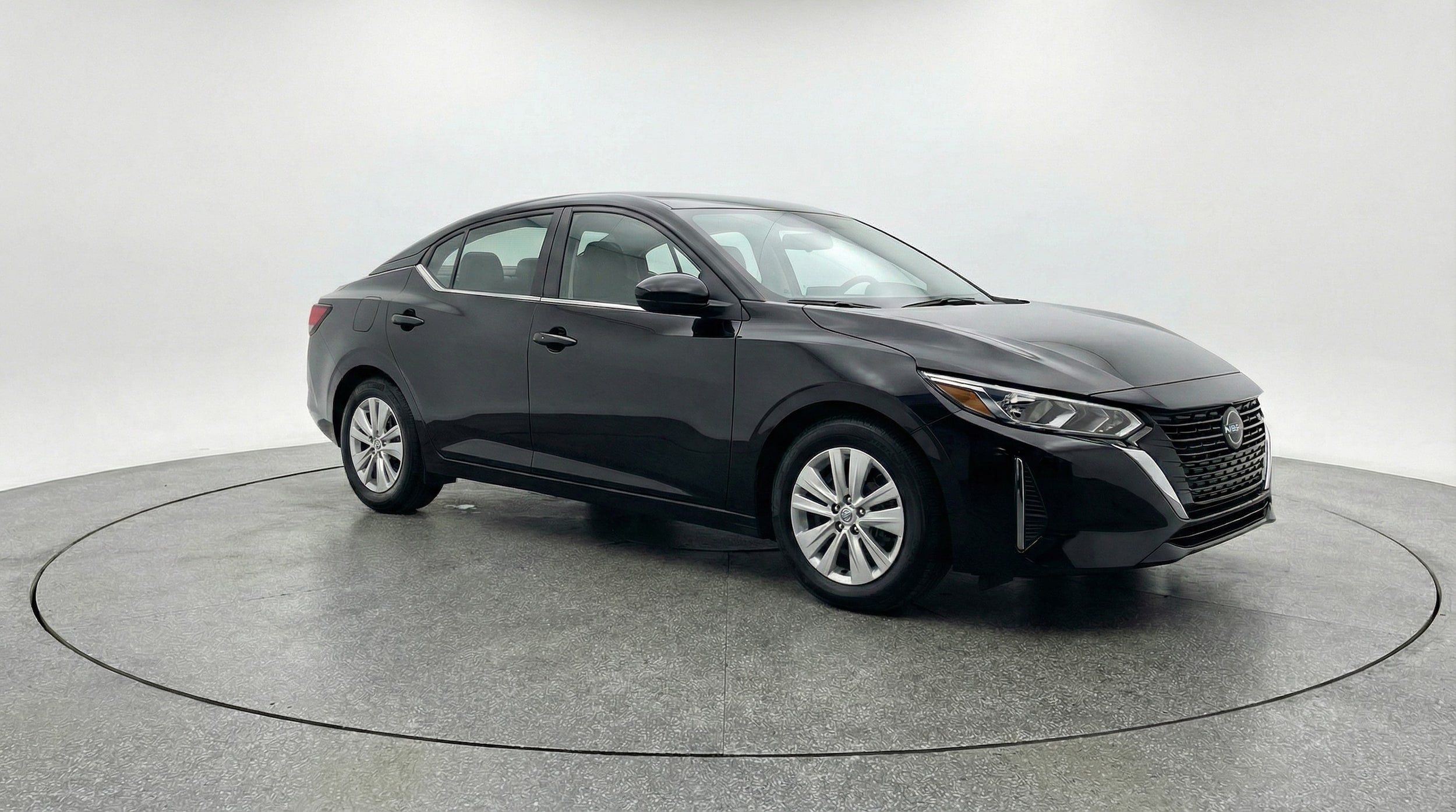 Thumbnail: 2025 Nissan Sentra - 1