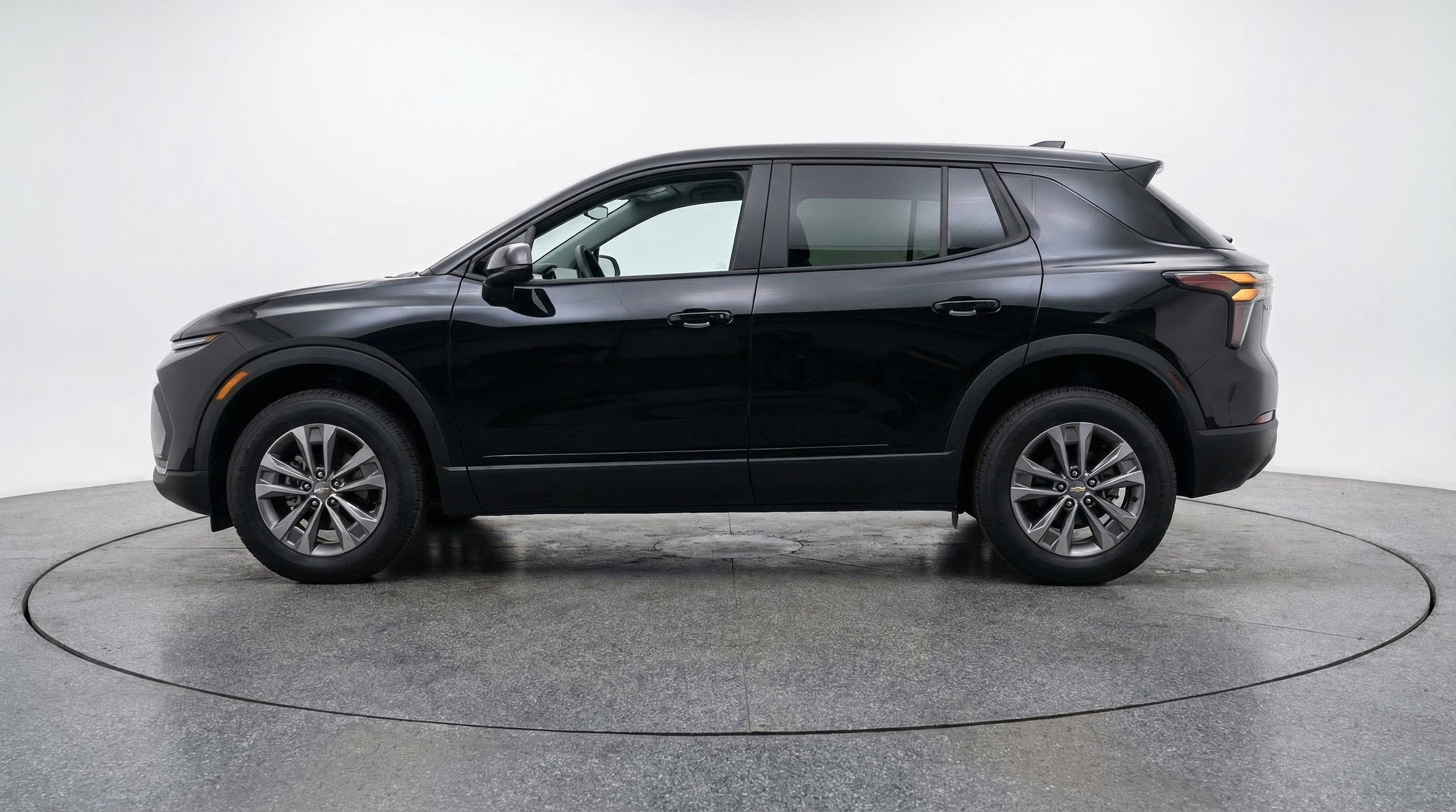 Thumbnail: 2025 Chevrolet Equinox - 5