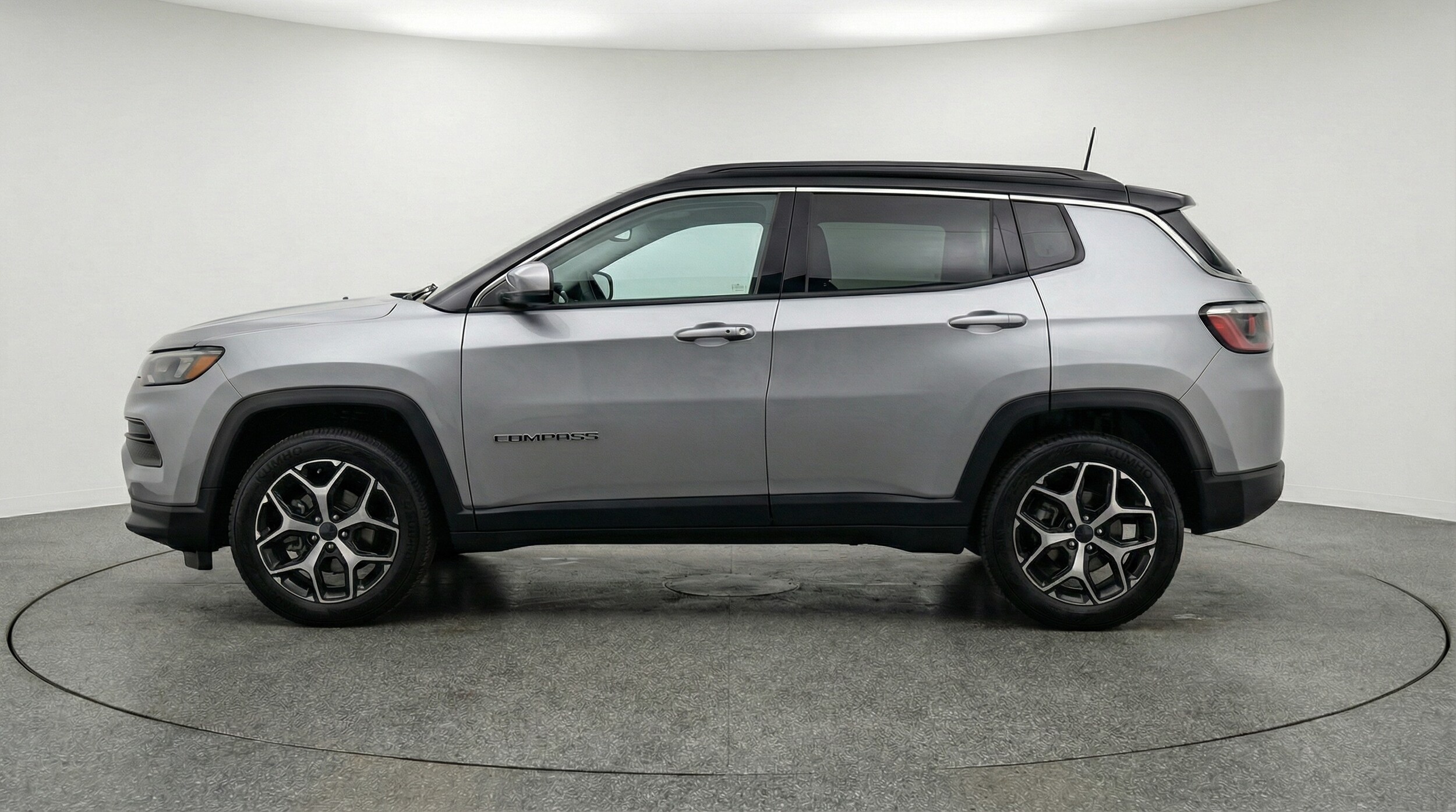 Thumbnail: 2025 Jeep Compass - 4