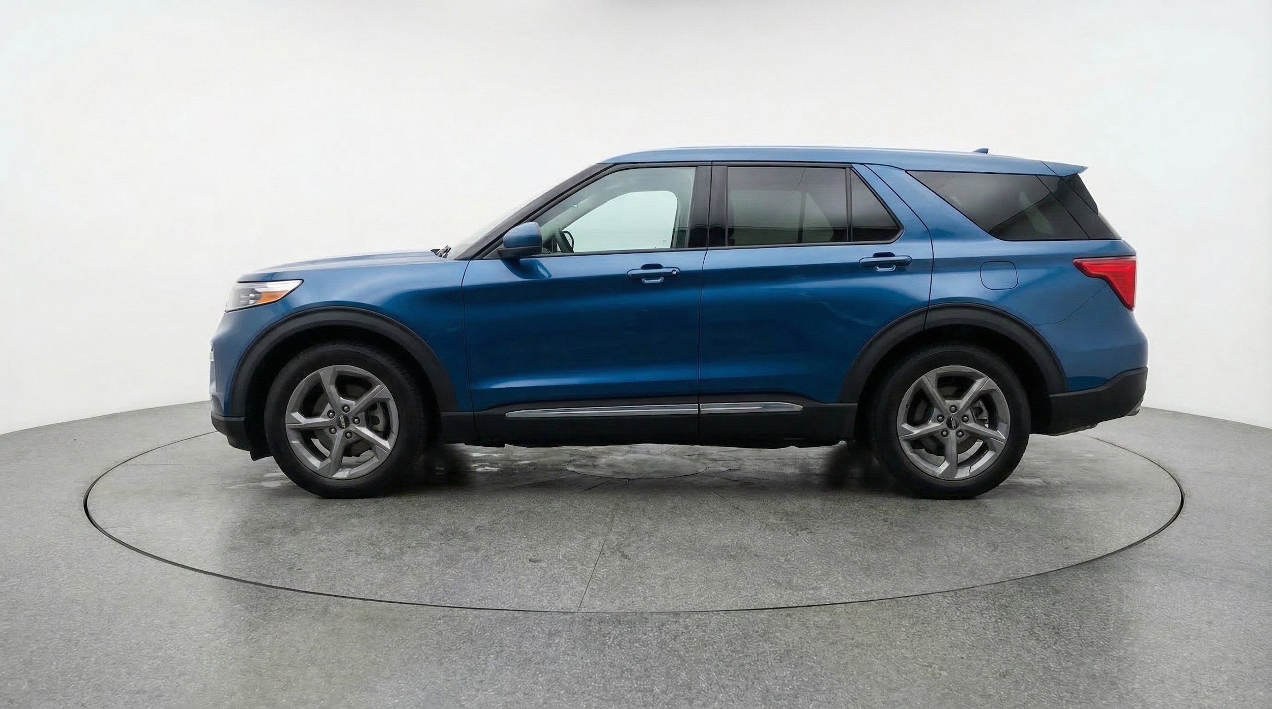 Thumbnail: 2024 Ford Explorer - 5