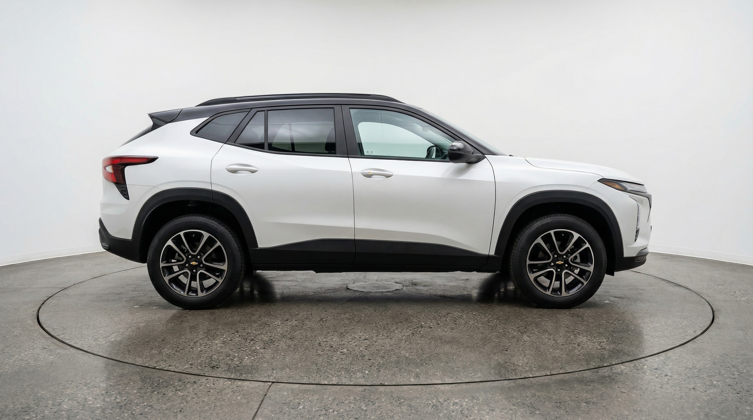 Thumbnail: 2025 Chevrolet TrailBlazer - 8