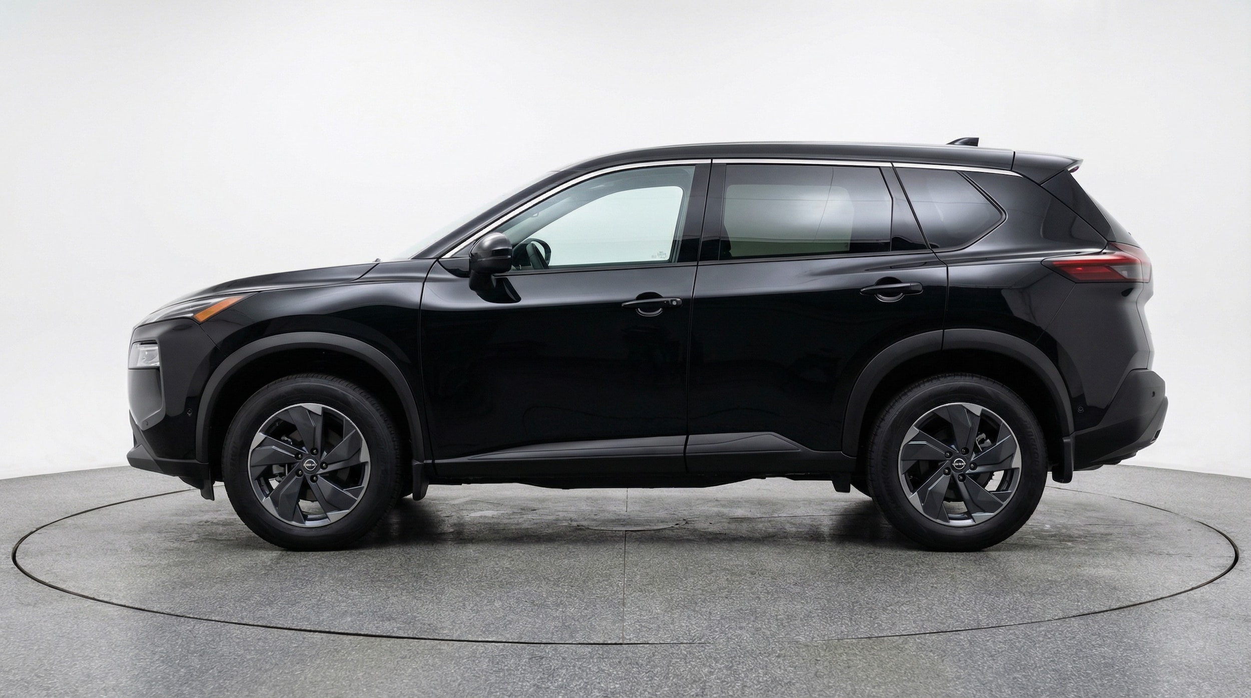 Thumbnail: 2025 Nissan Rogue - 4