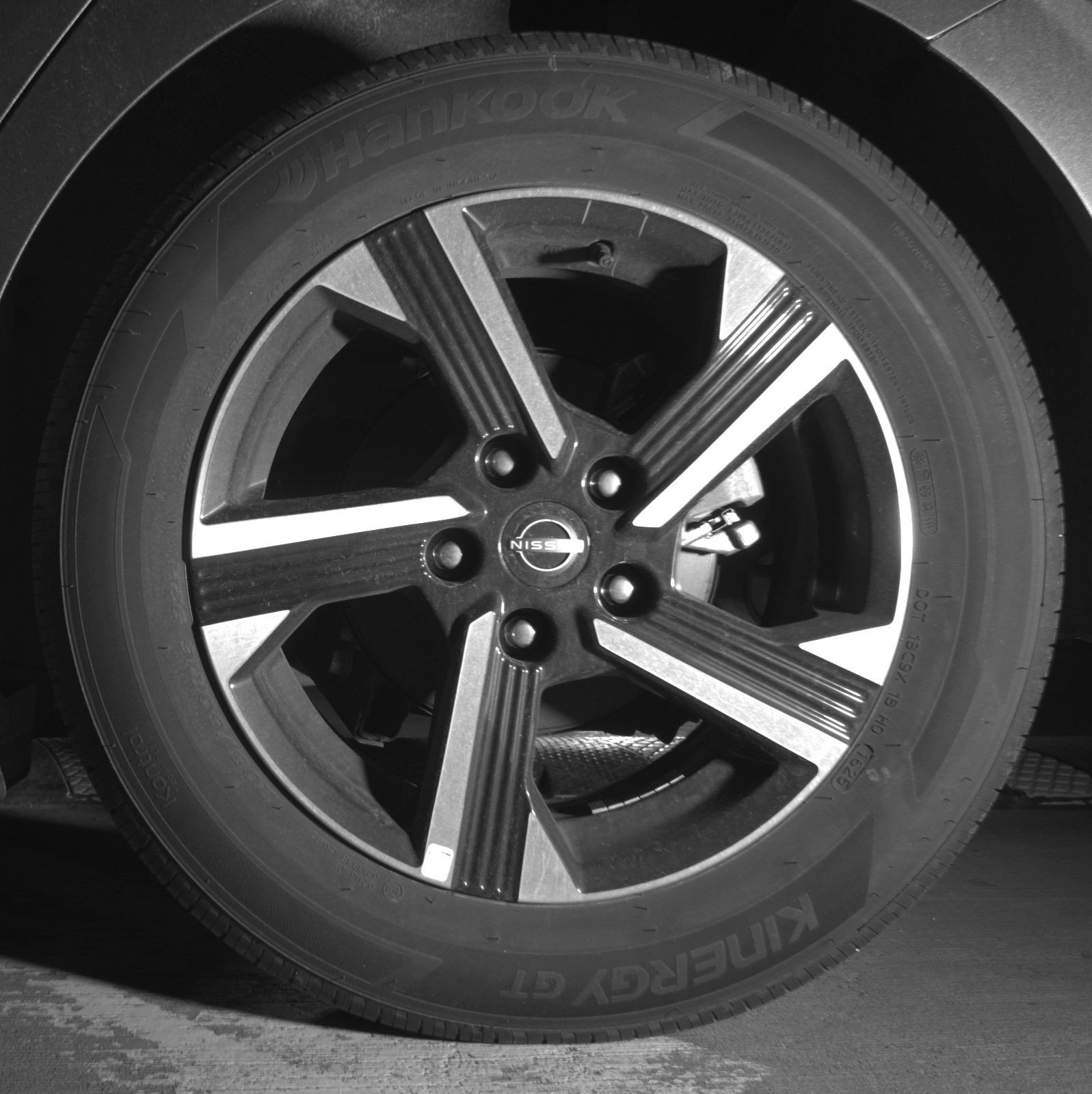 Thumbnail: 2025 Nissan Sentra - 14