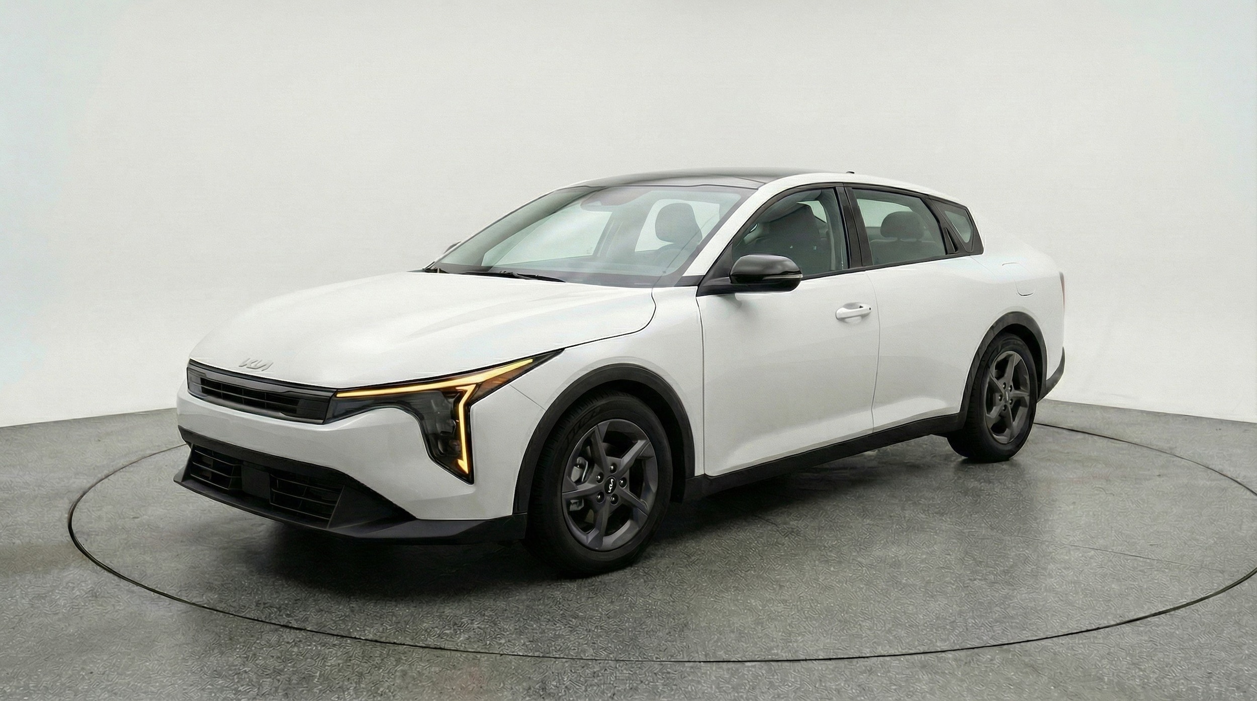 Thumbnail: 2025 Kia K4 - 3