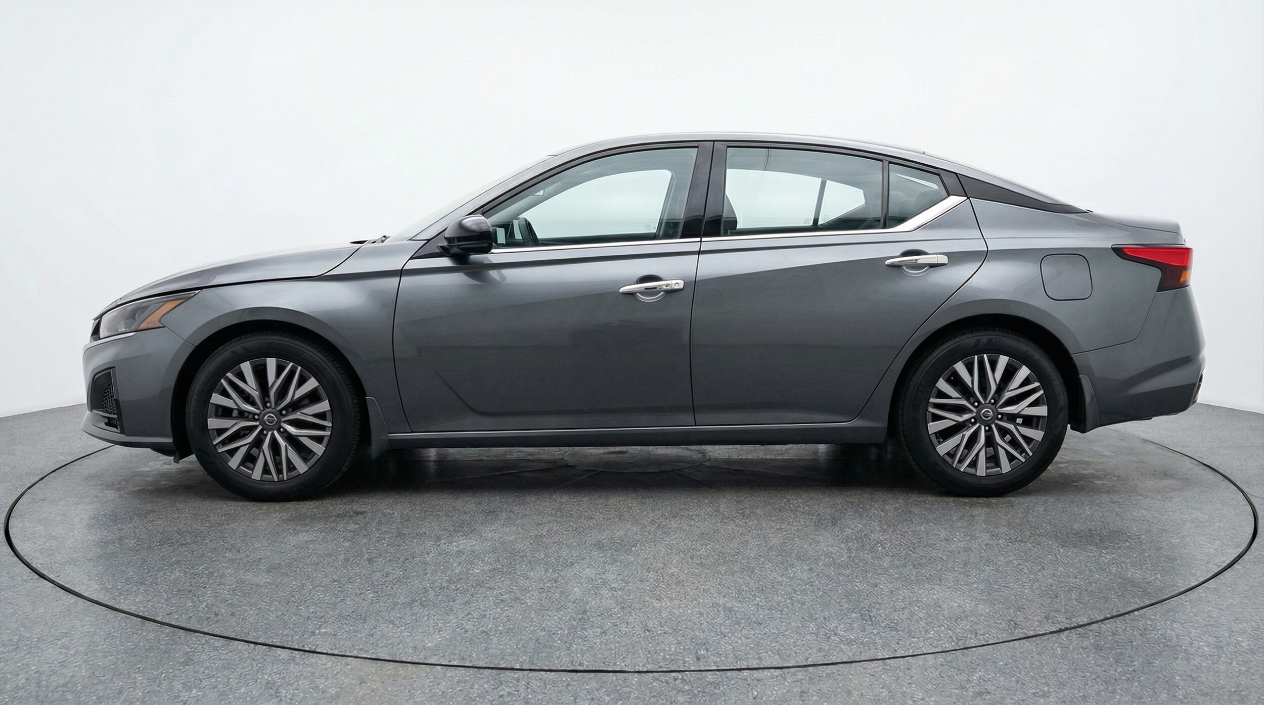 Thumbnail: 2025 Nissan Altima - 4