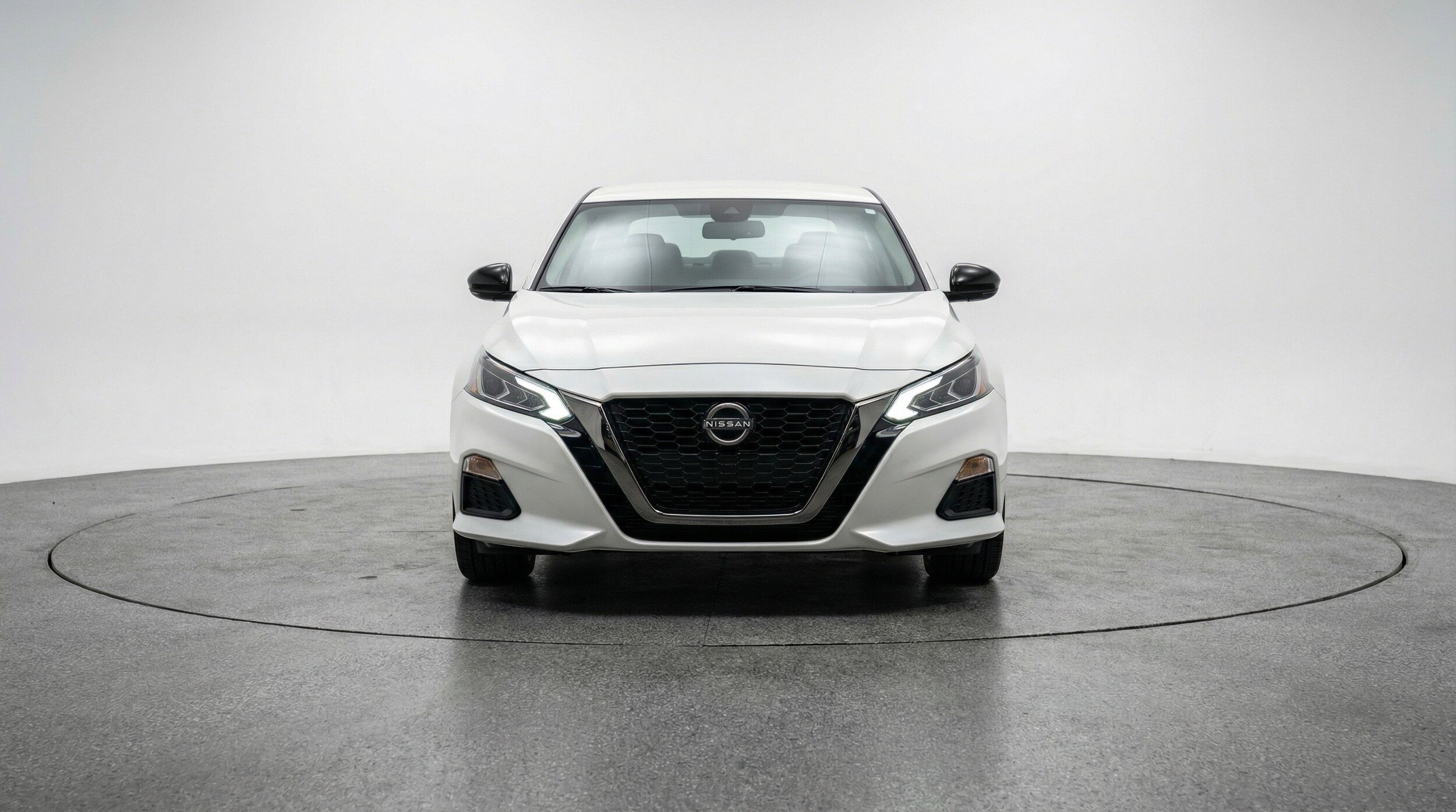 Thumbnail: 2025 Nissan Altima - 2