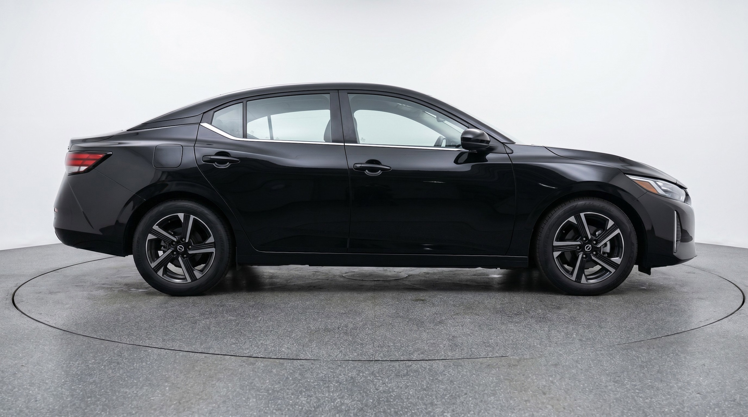 Thumbnail: 2025 Nissan Sentra - 11