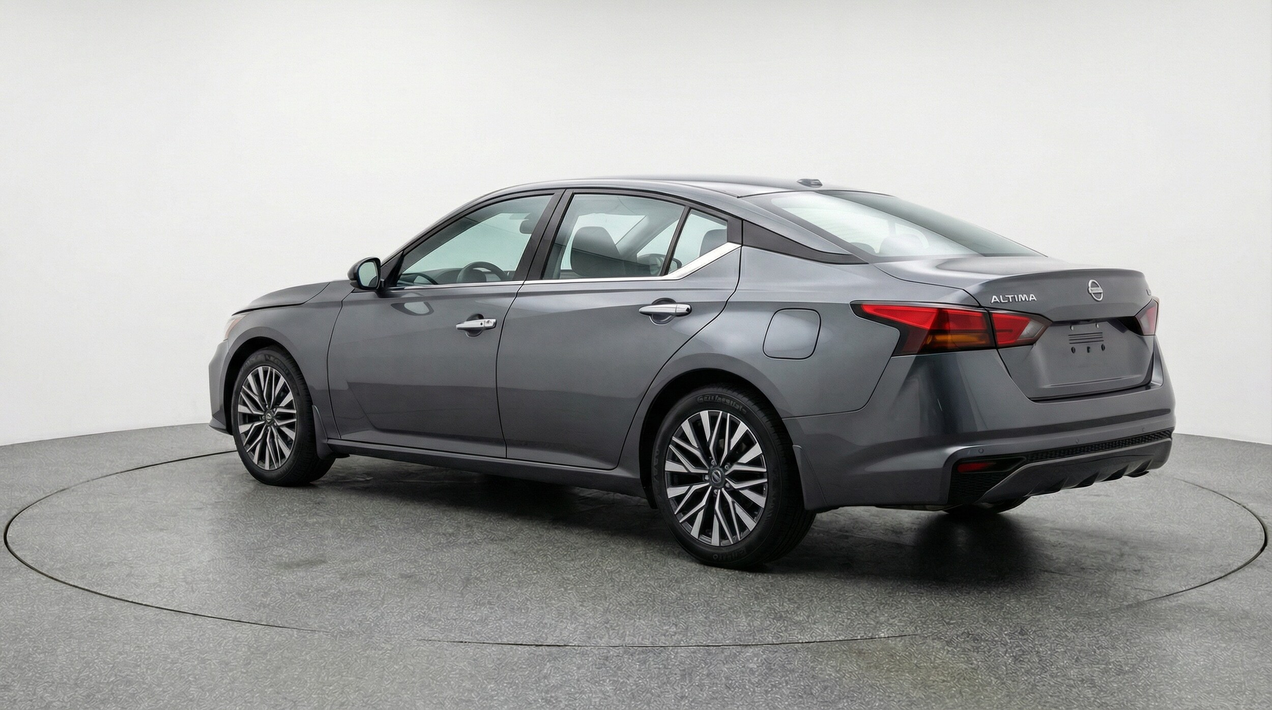 Thumbnail: 2025 Nissan Altima - 5