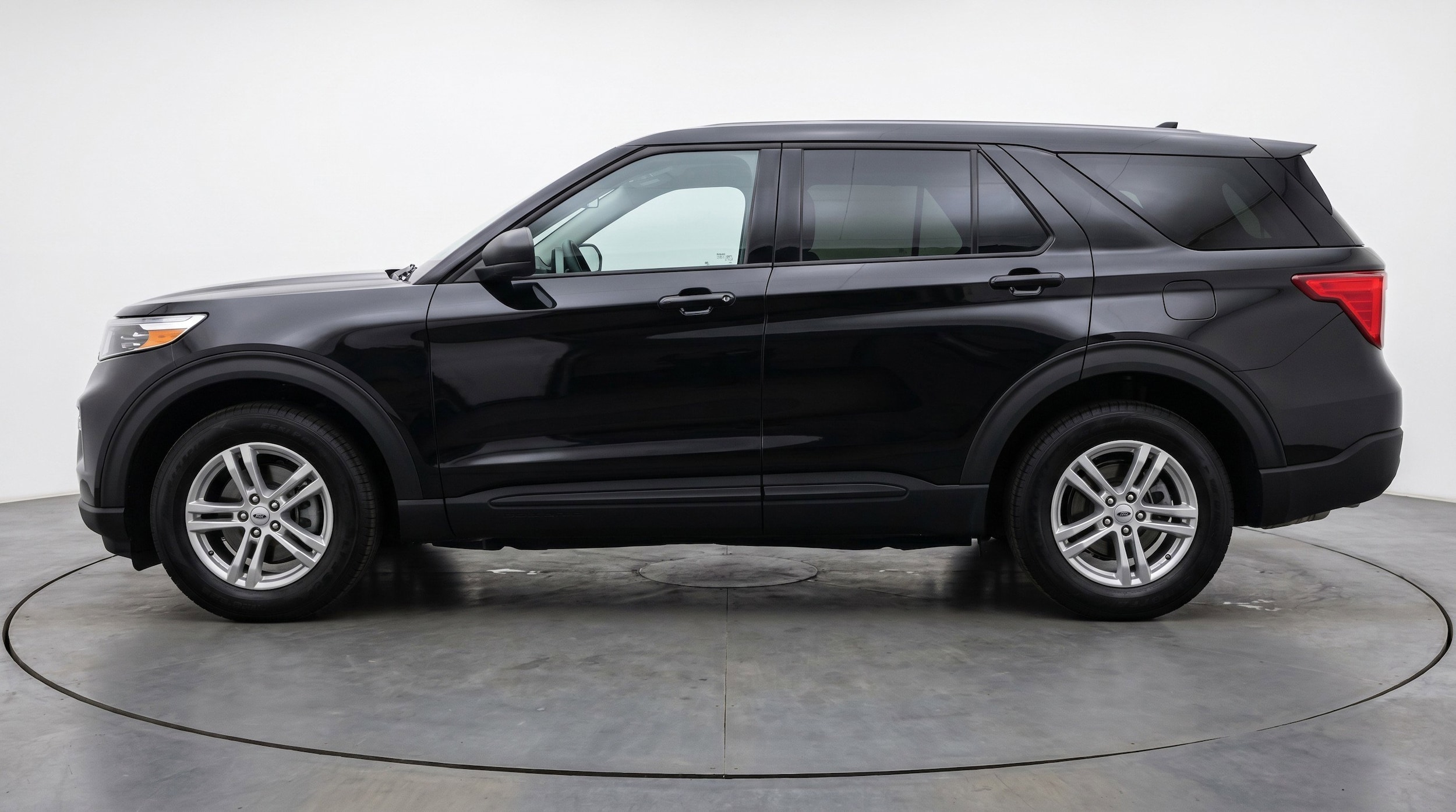 Thumbnail: 2024 Ford Explorer - 5