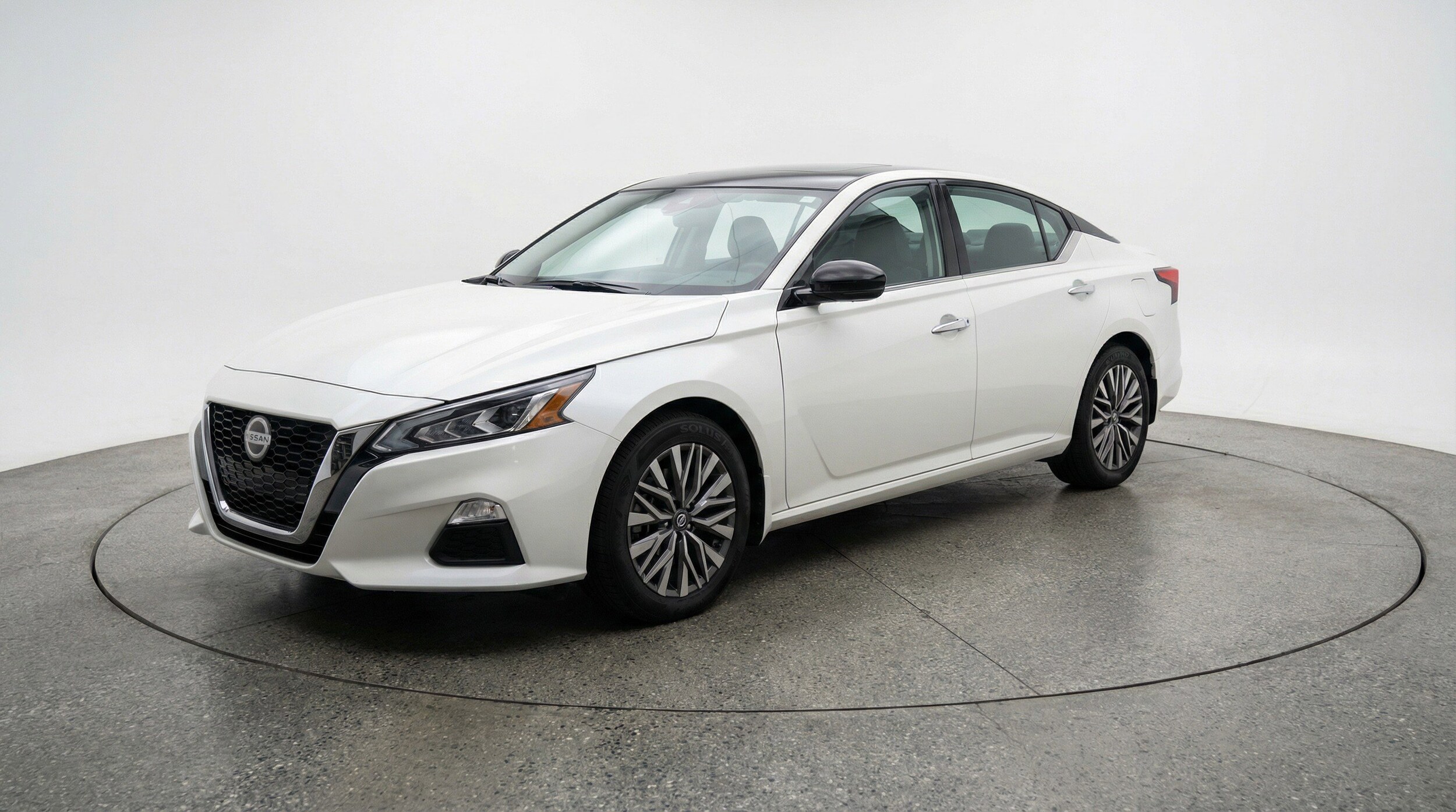 Thumbnail: 2025 Nissan Altima - 3