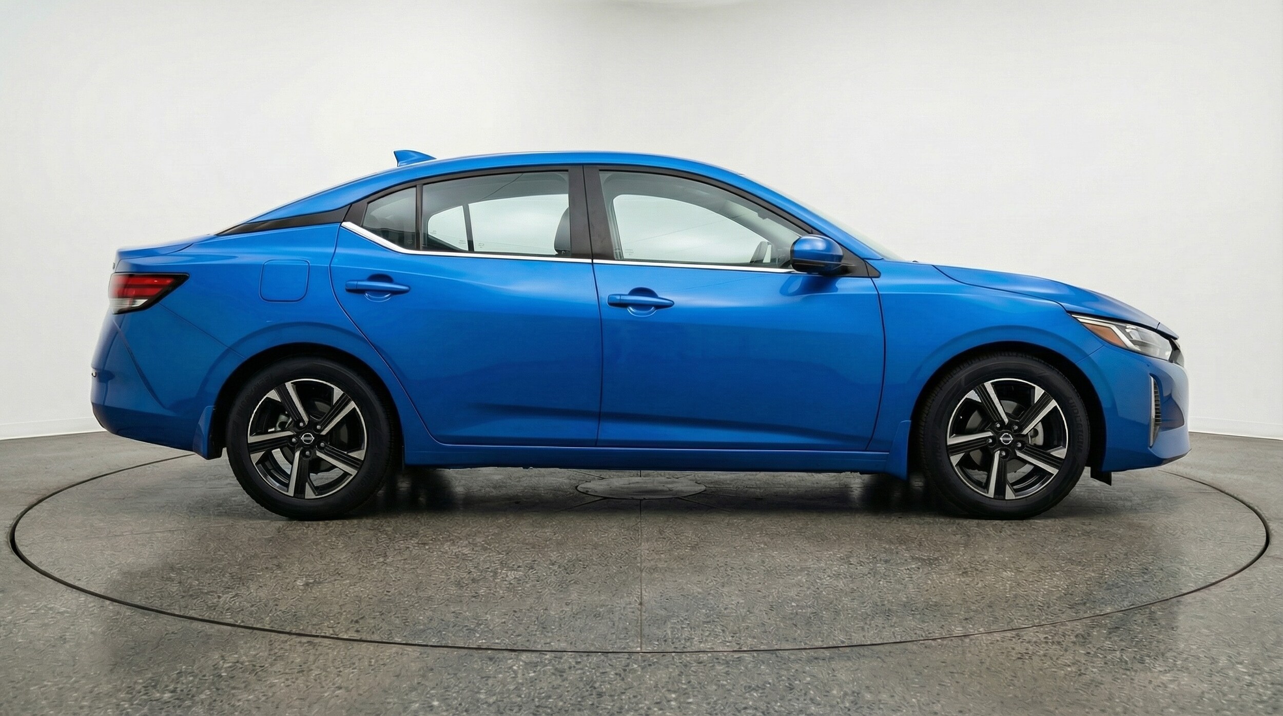 Thumbnail: 2025 Nissan Sentra - 8