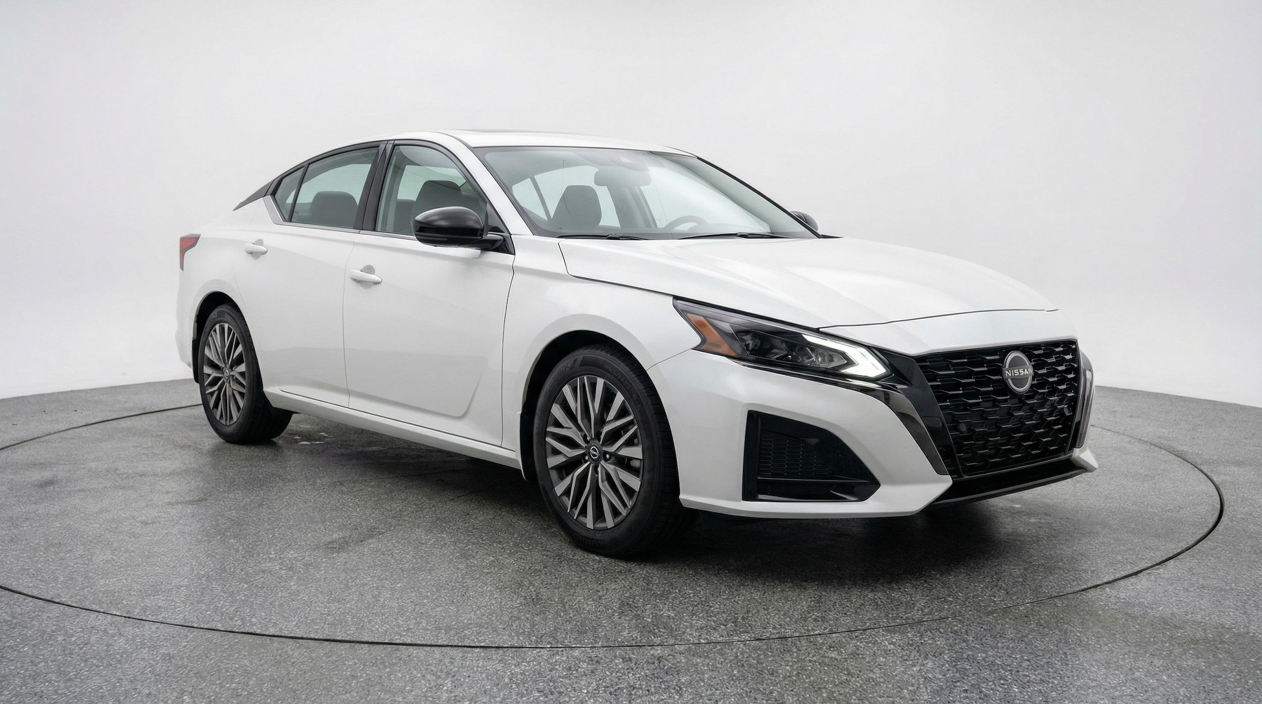 Thumbnail: 2025 Nissan Altima - 1