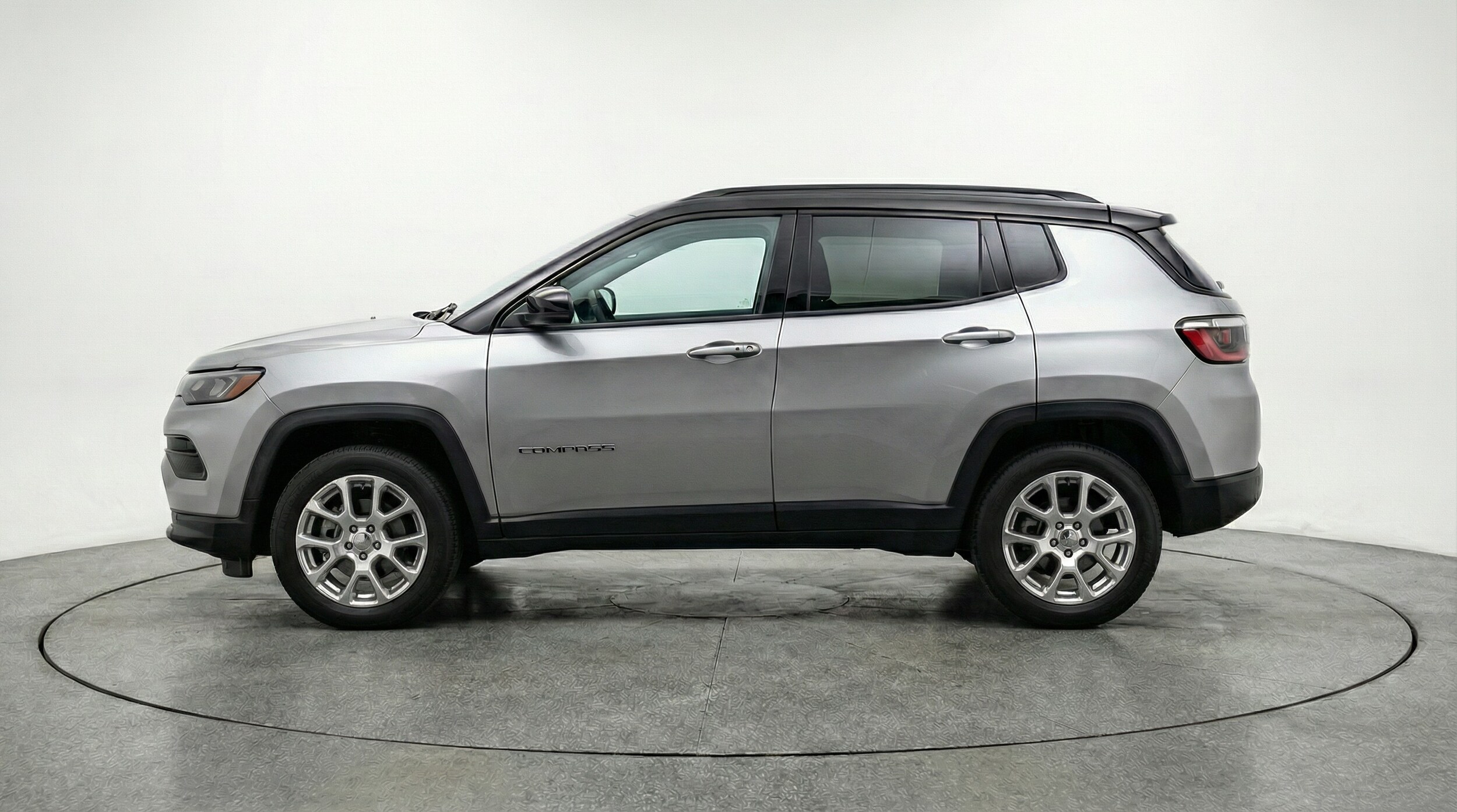 Thumbnail: 2025 Jeep Compass - 4