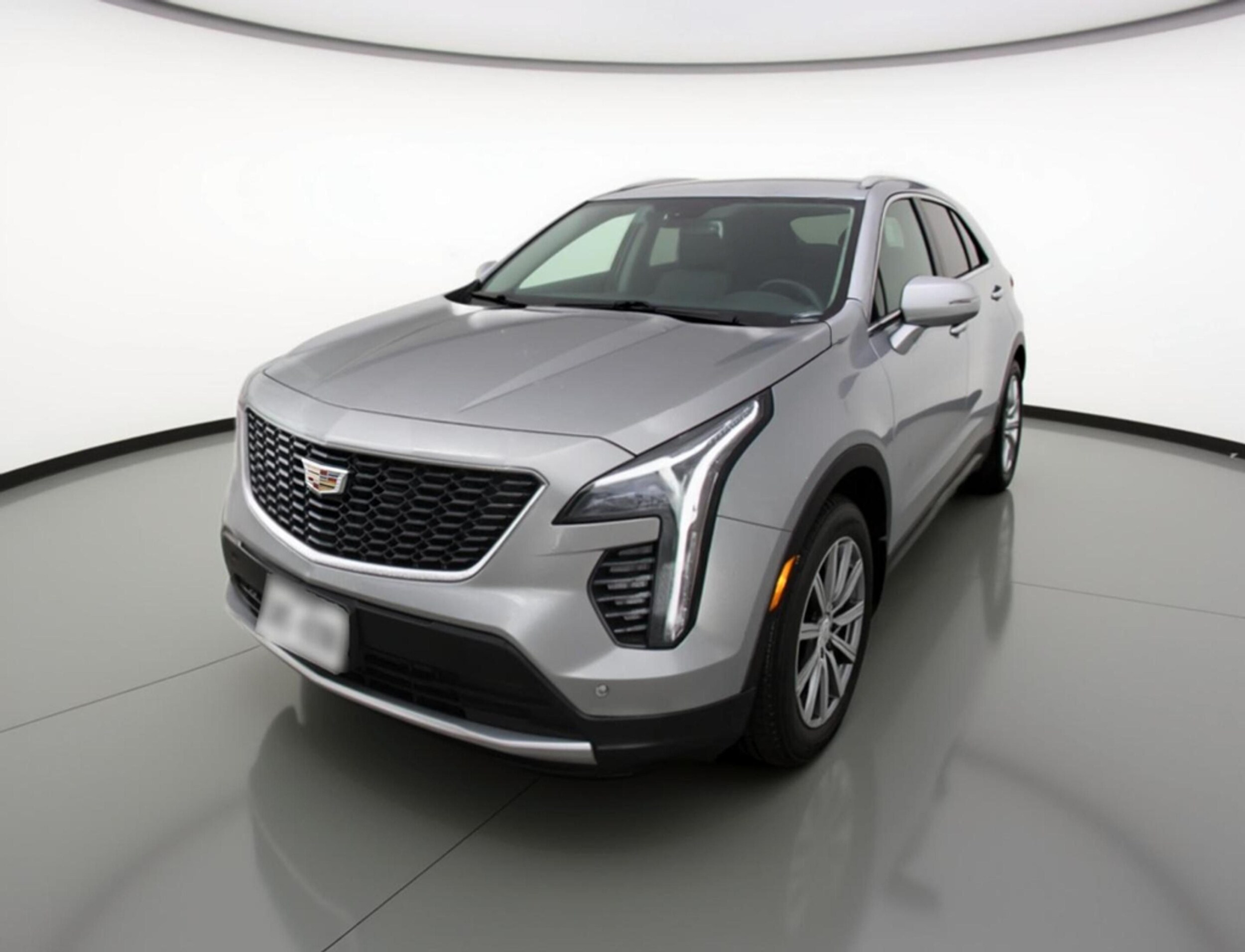 Thumbnail: 2023 Cadillac XT4 - 3