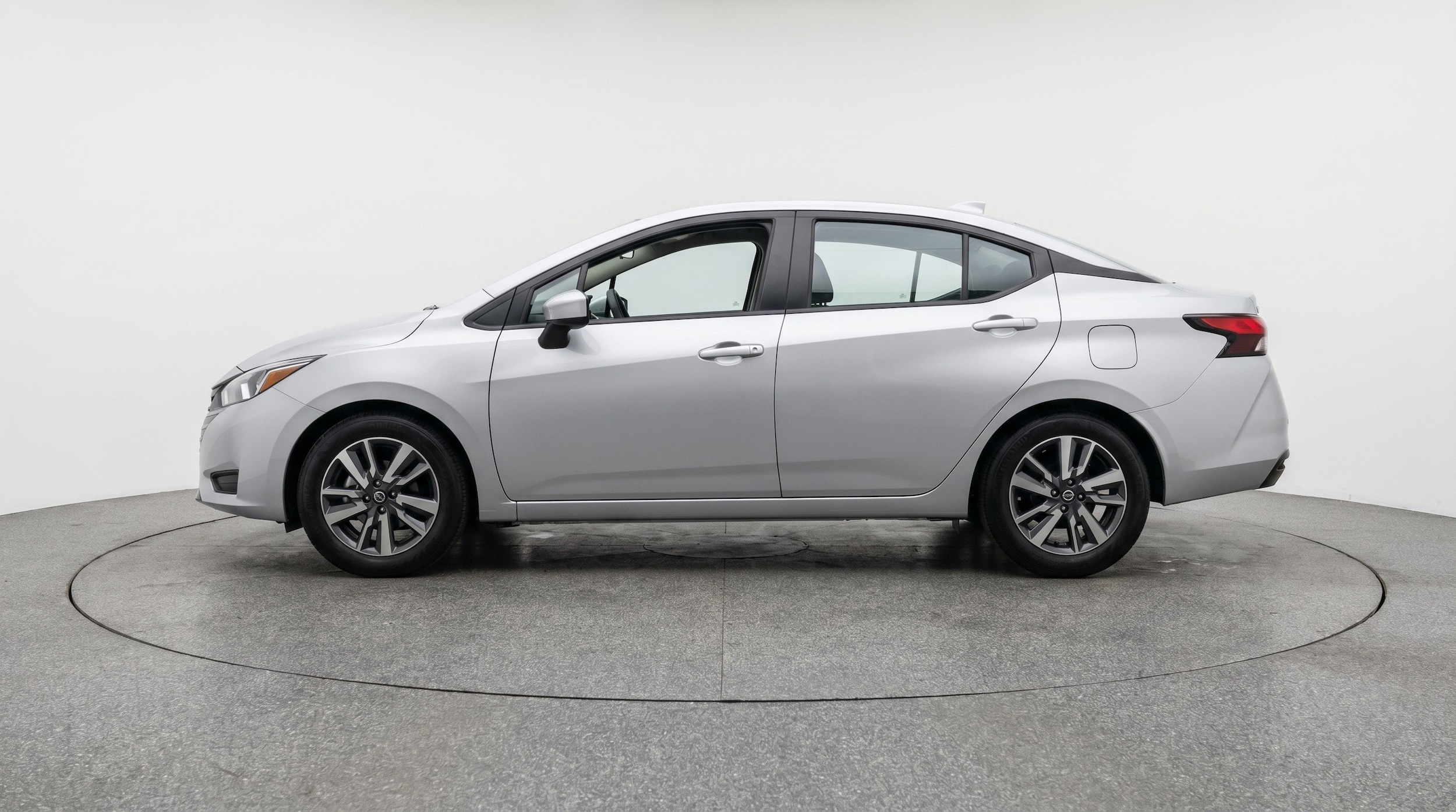 Thumbnail: 2025 Nissan Versa - 5