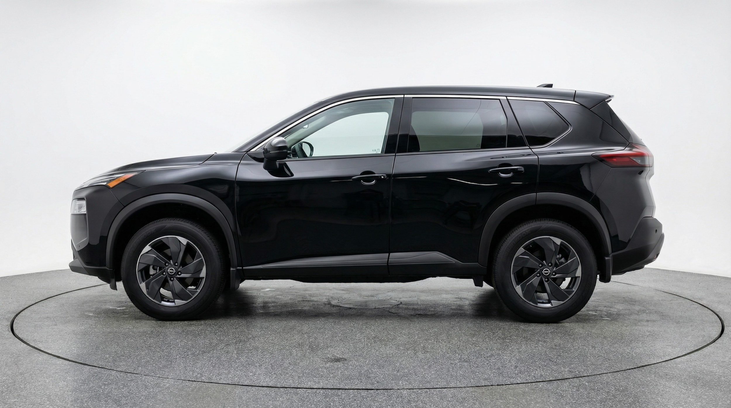 Thumbnail: 2025 Nissan Rogue - 4