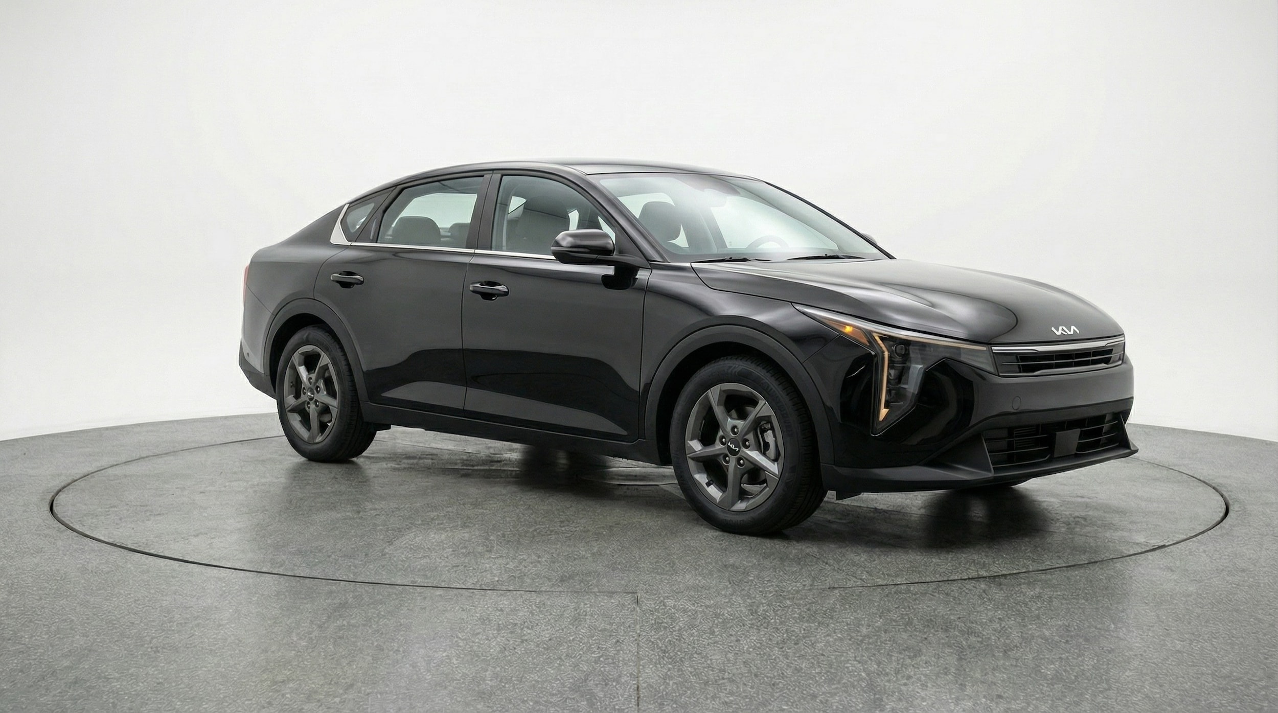 Thumbnail: 2026 Kia K4 - 1