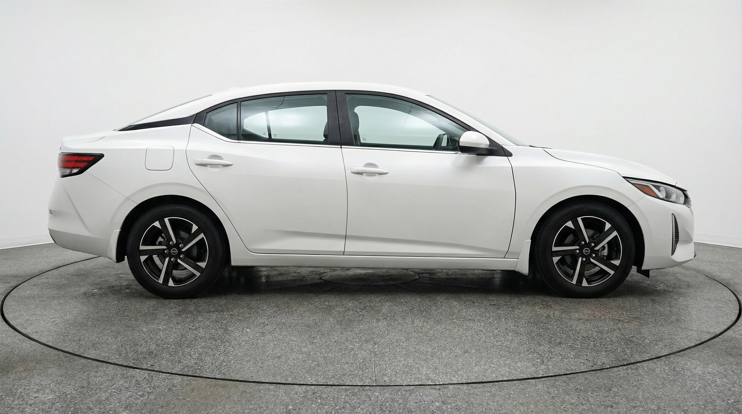 Thumbnail: 2025 Nissan Sentra - 8