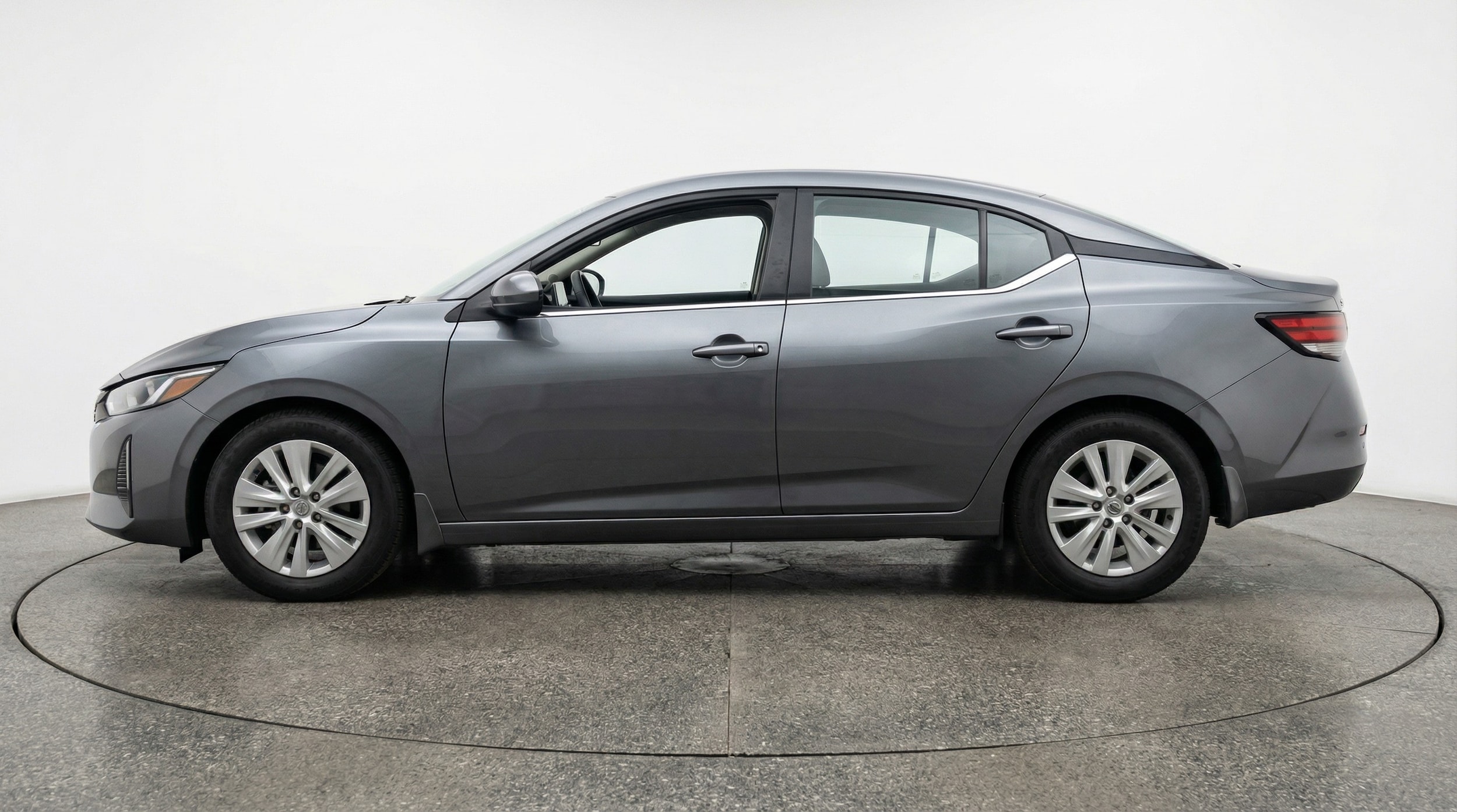 Thumbnail: 2025 Nissan Sentra - 4