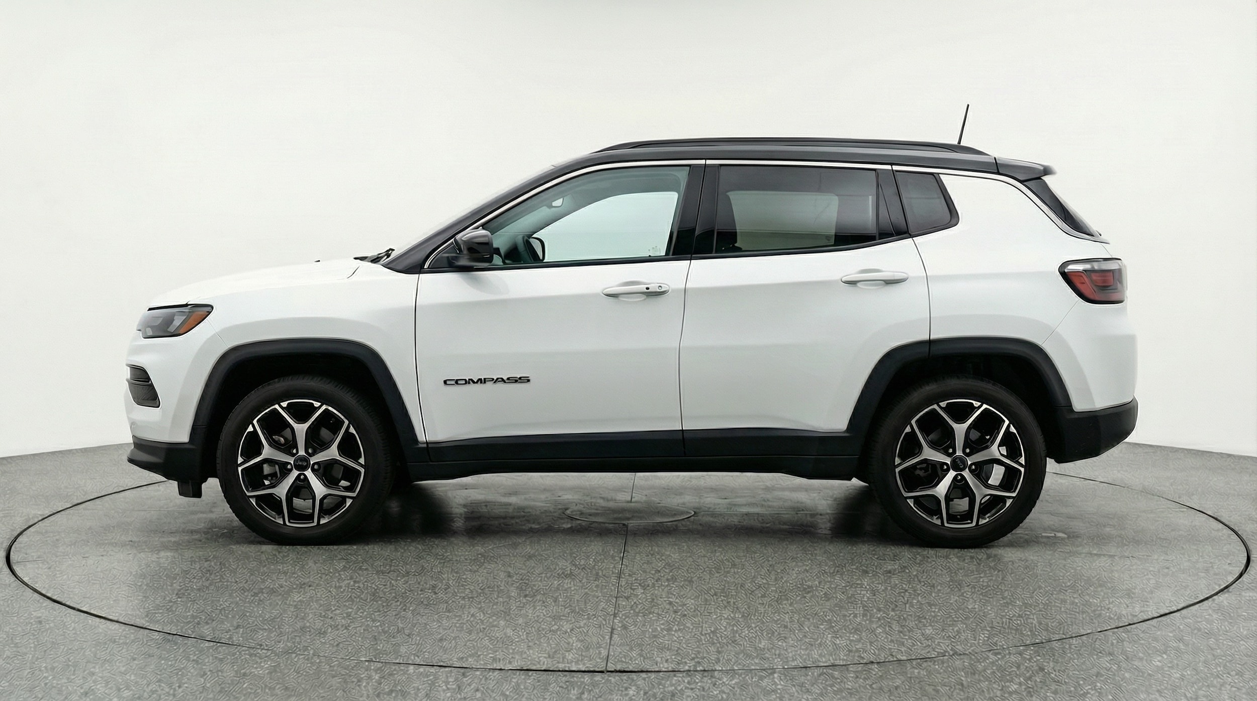 Thumbnail: 2025 Jeep Compass - 4
