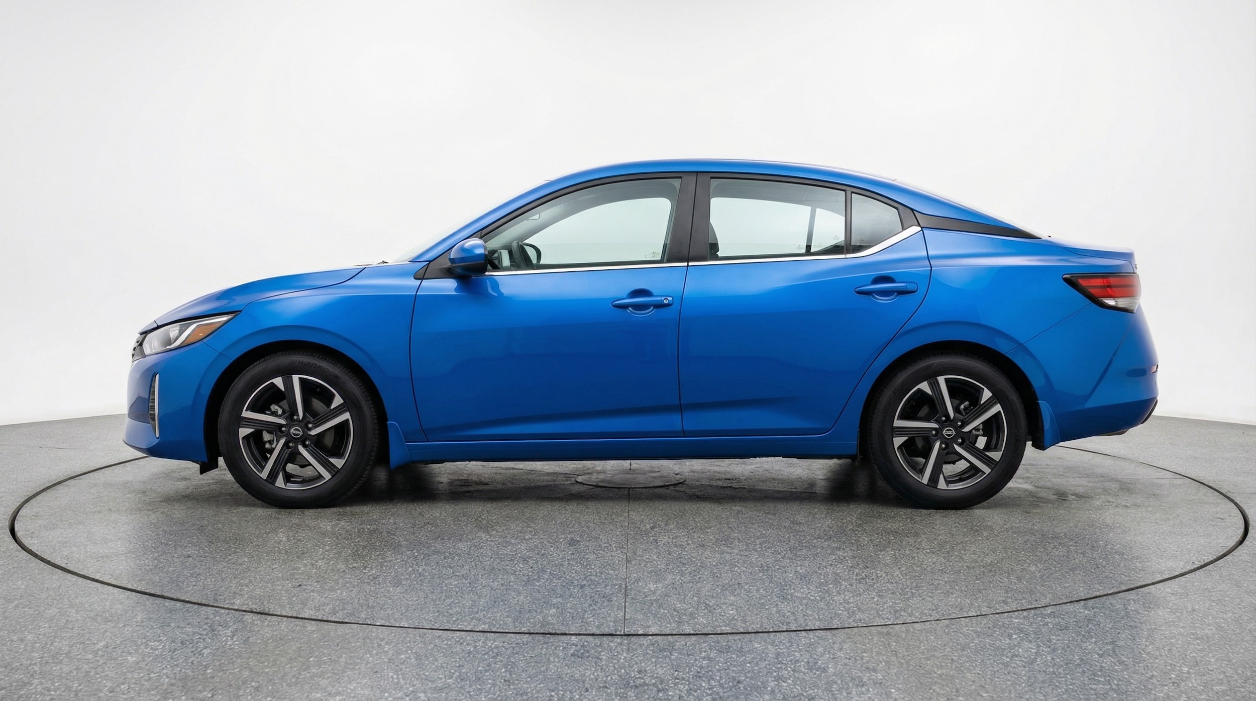 Thumbnail: 2025 Nissan Sentra - 4