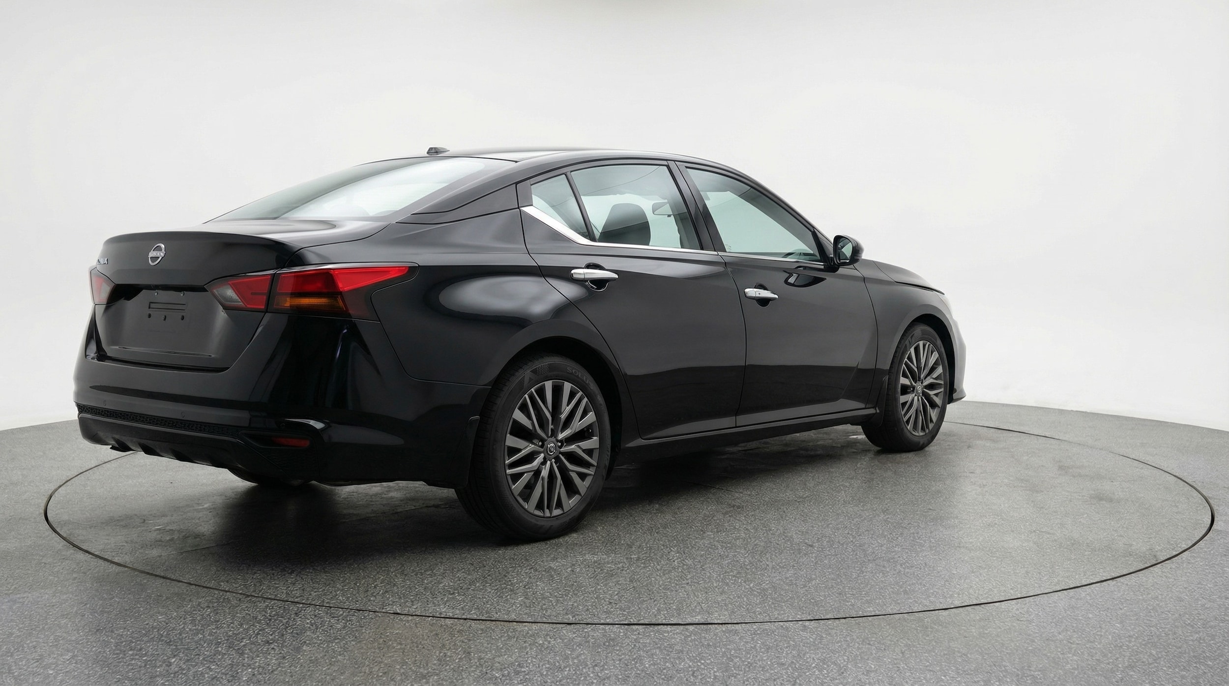 Thumbnail: 2025 Nissan Altima - 7