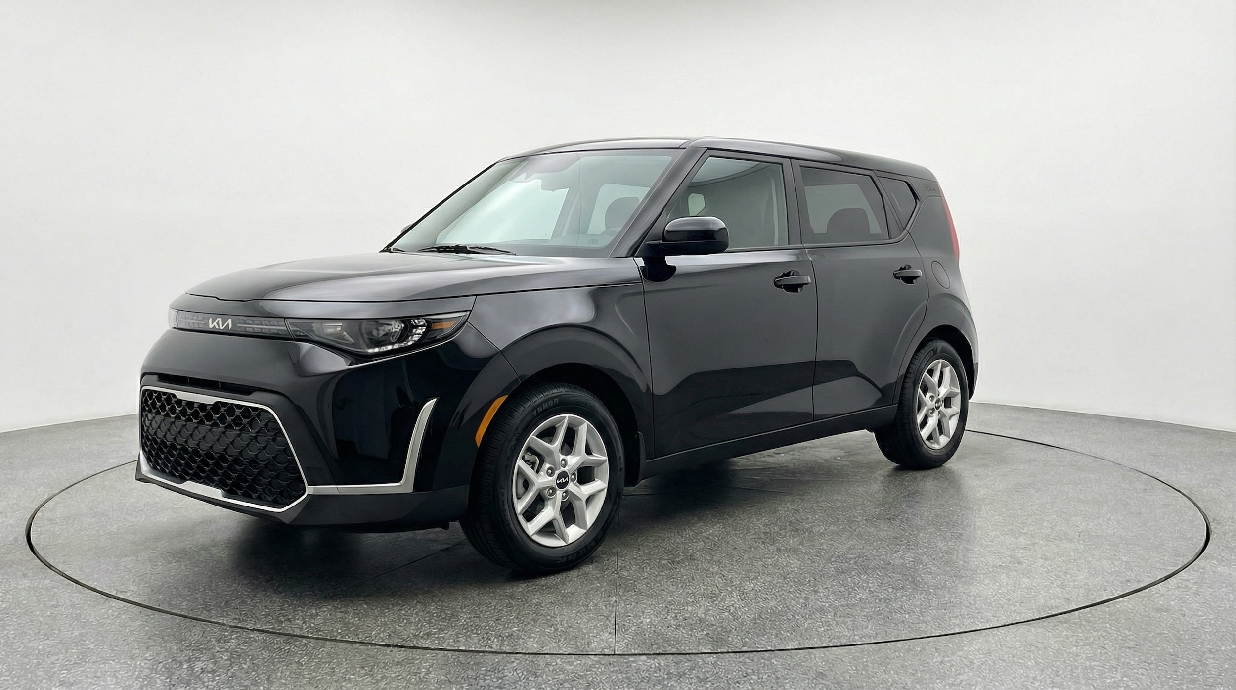 Thumbnail: 2025 Kia Soul - 3