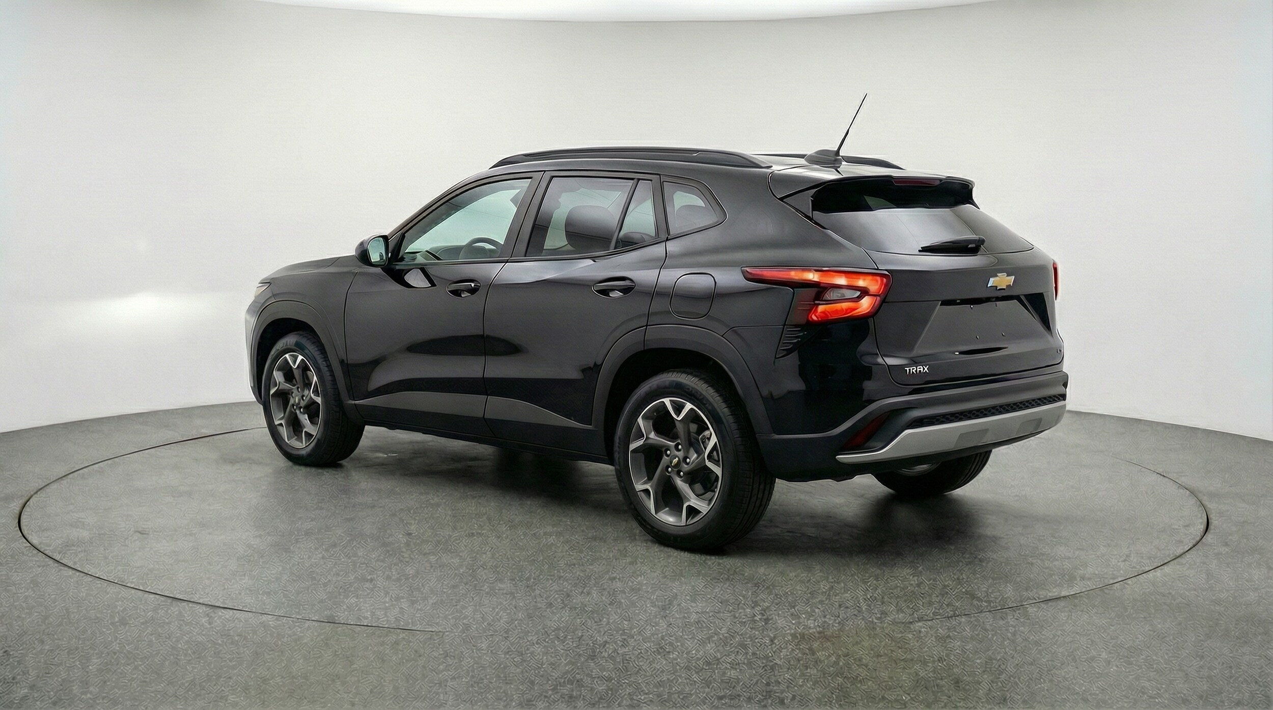 Thumbnail: 2025 Chevrolet Trax - 5