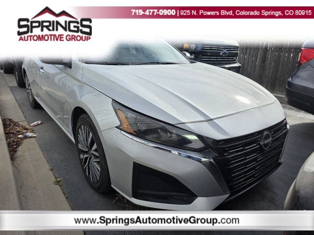 2024 Nissan Altima SV's photo