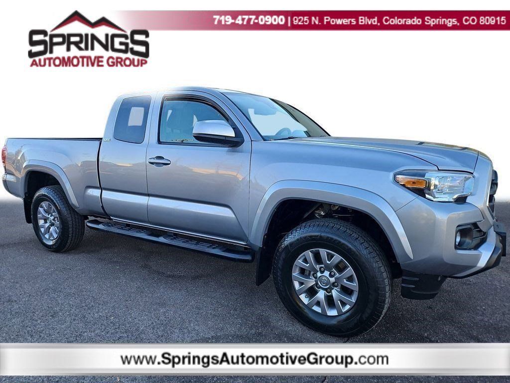 2018 Toyota Tacoma SR5's photo