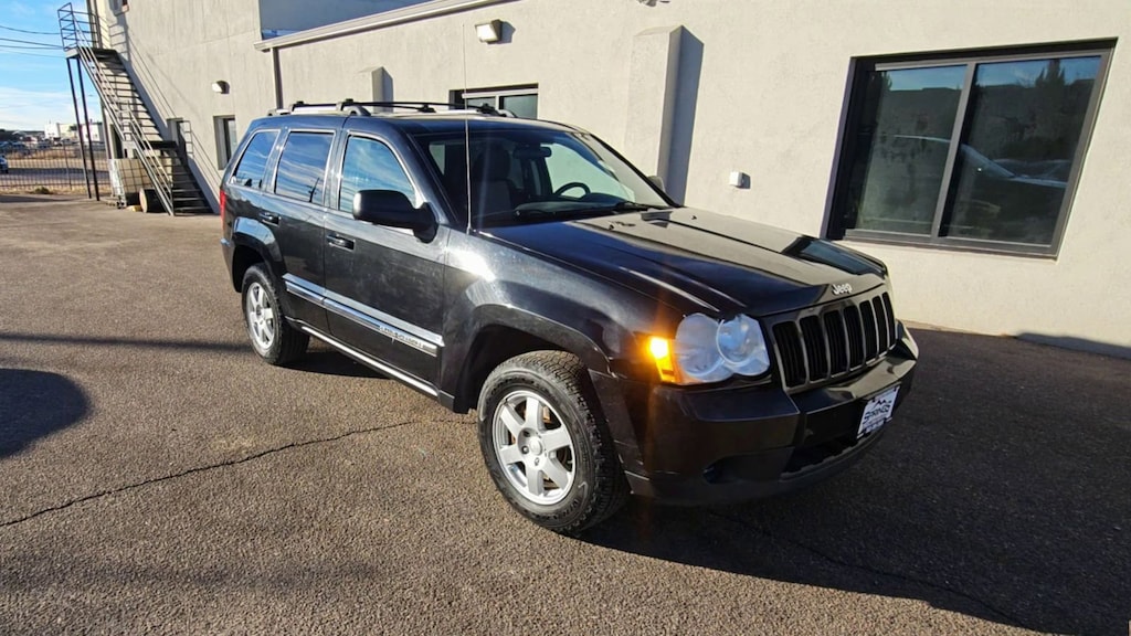 Used 2010 Jeep Grand Cherokee Laredo SUV