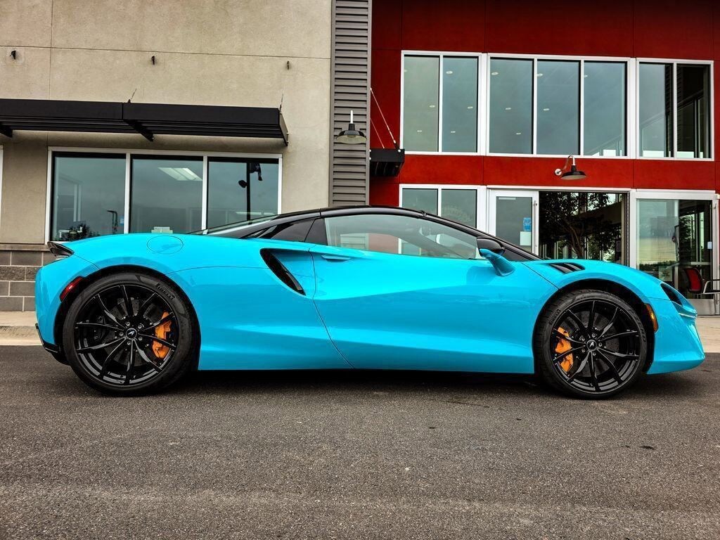 Used 2025 McLaren Artura Performance Coupe