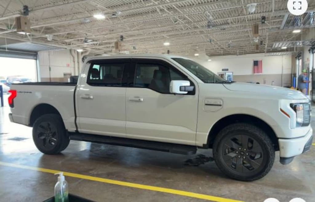 Used 2022 Ford F-150 Lightning Lariat PRO Truck