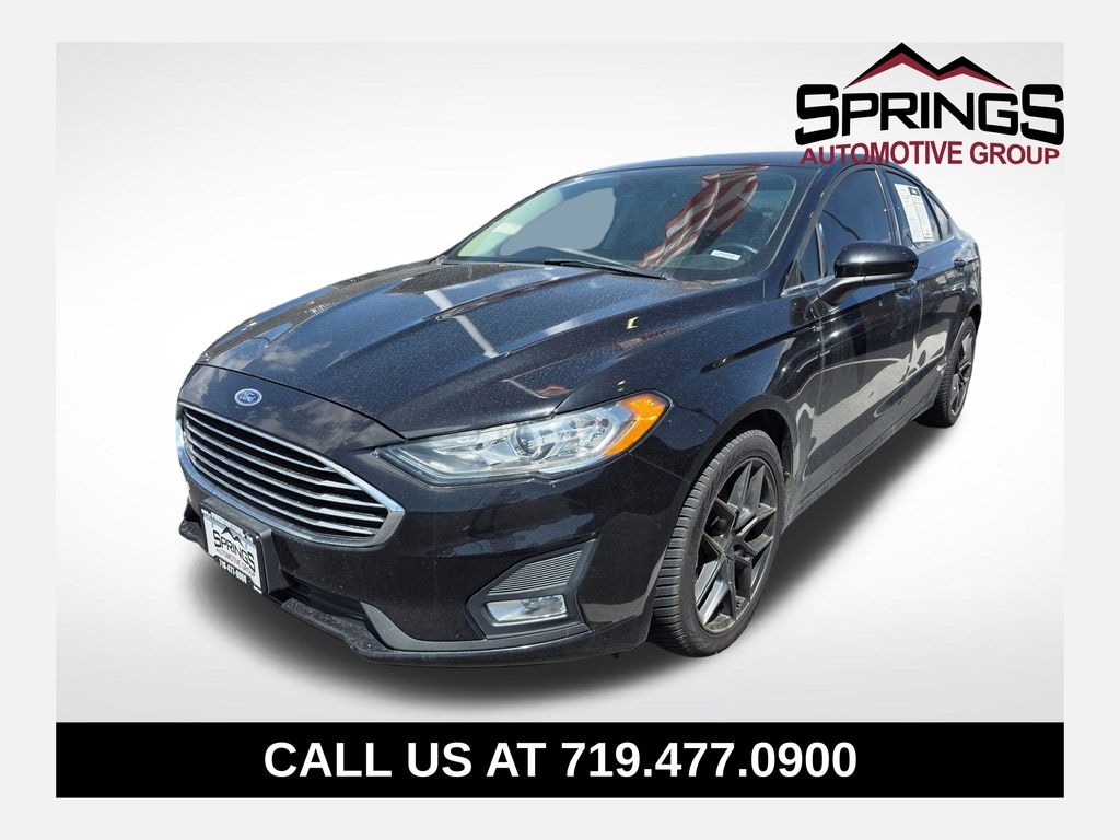 Used 2019 Ford Fusion SE Sedan