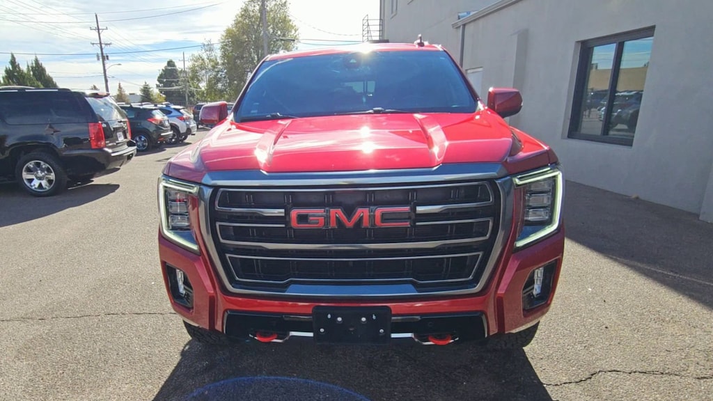 Used 2021 GMC Yukon XL AT4 SUV
