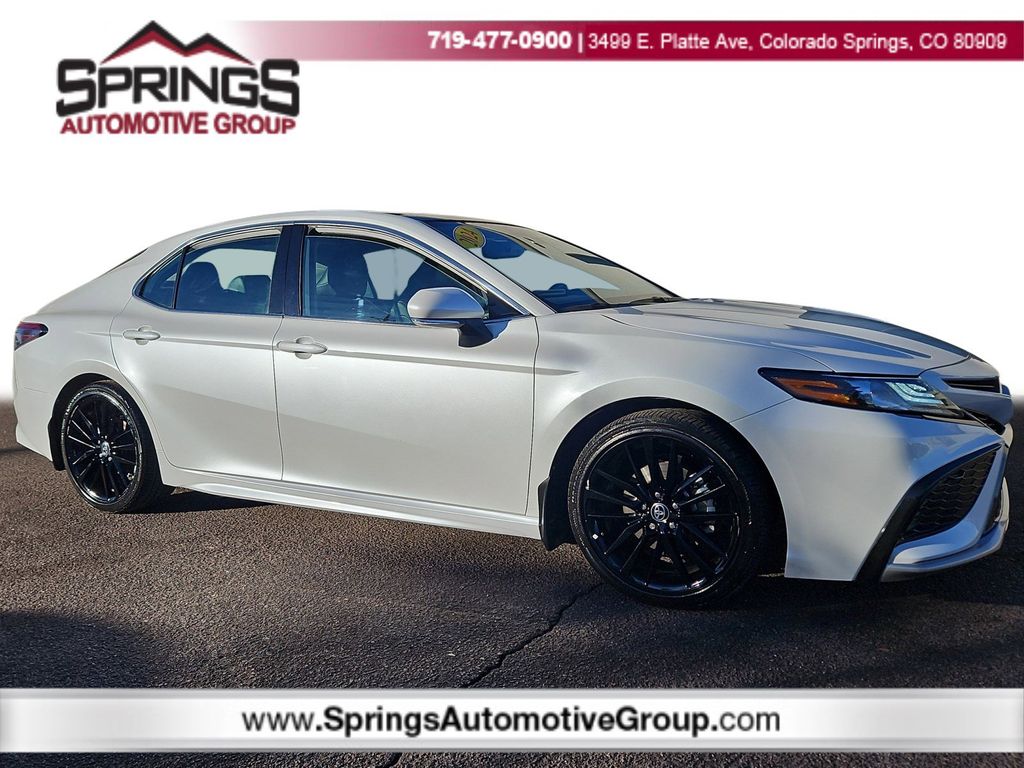 2024 Toyota Camry XSE's photo