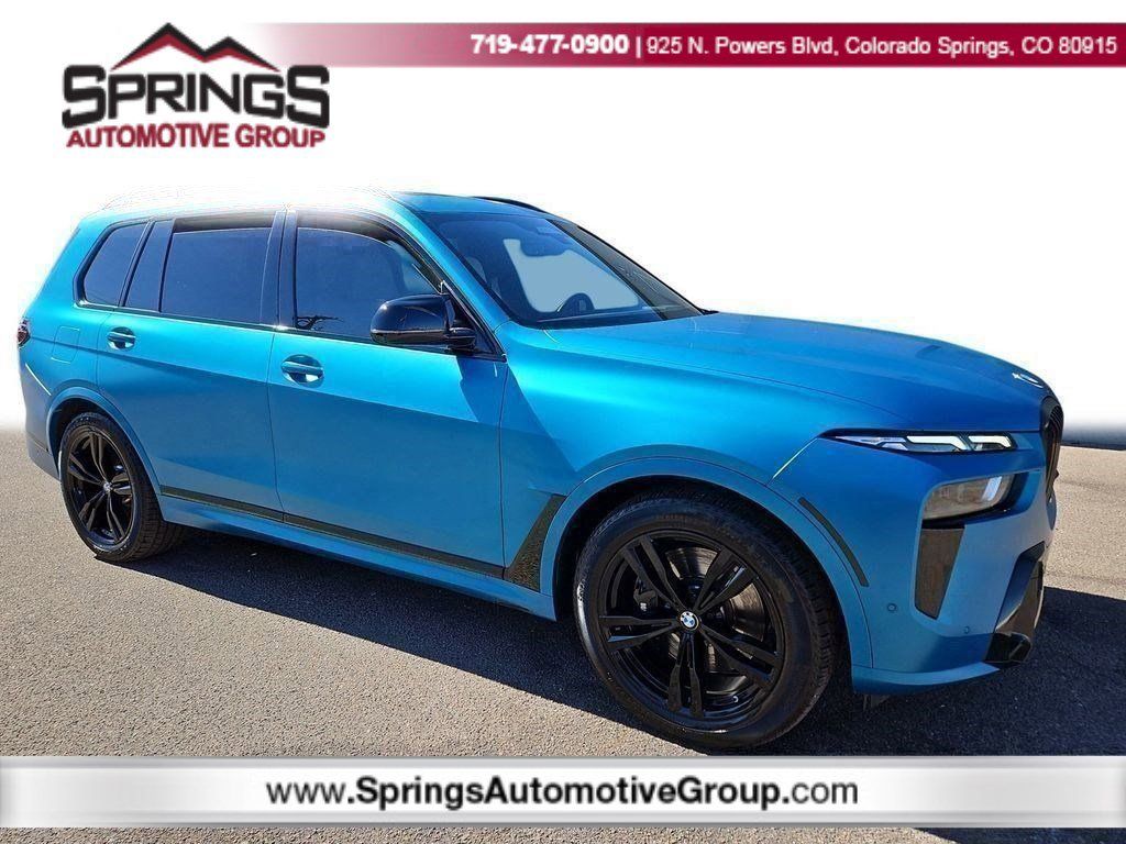 2024 BMW X7 M60i's photo