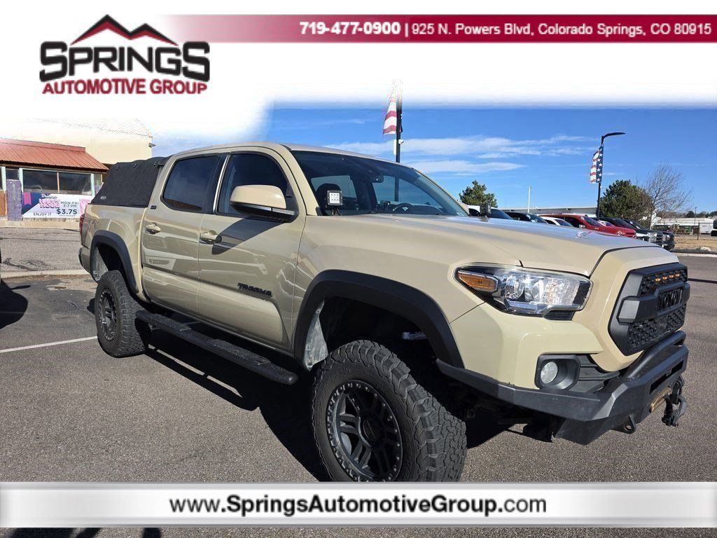 2018 Toyota Tacoma SR5's photo