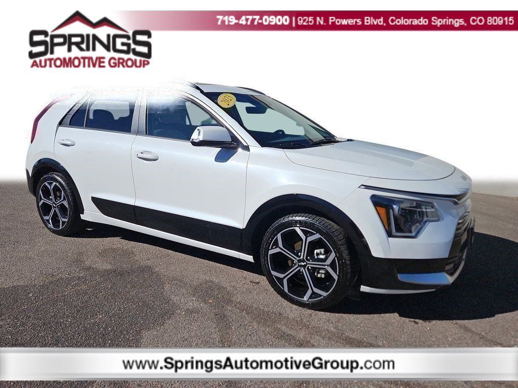 2023 Kia Niro EX Touring's photo