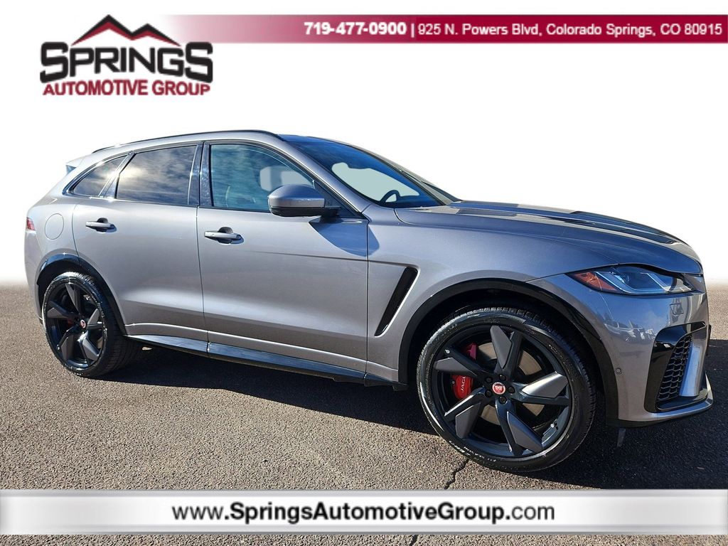 2023 Jaguar F-Pace SVR's photo