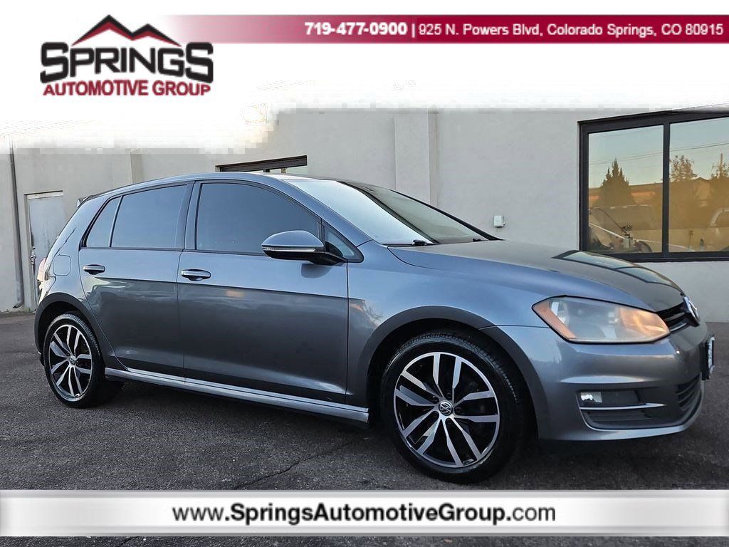 2015 Volkswagen Golf TSI SE's photo