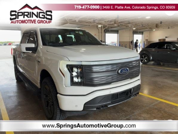2022 Ford F-150 Lightning Lariat