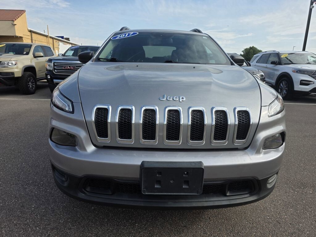 Used 2017 Jeep Cherokee Sport 4x4 SUV