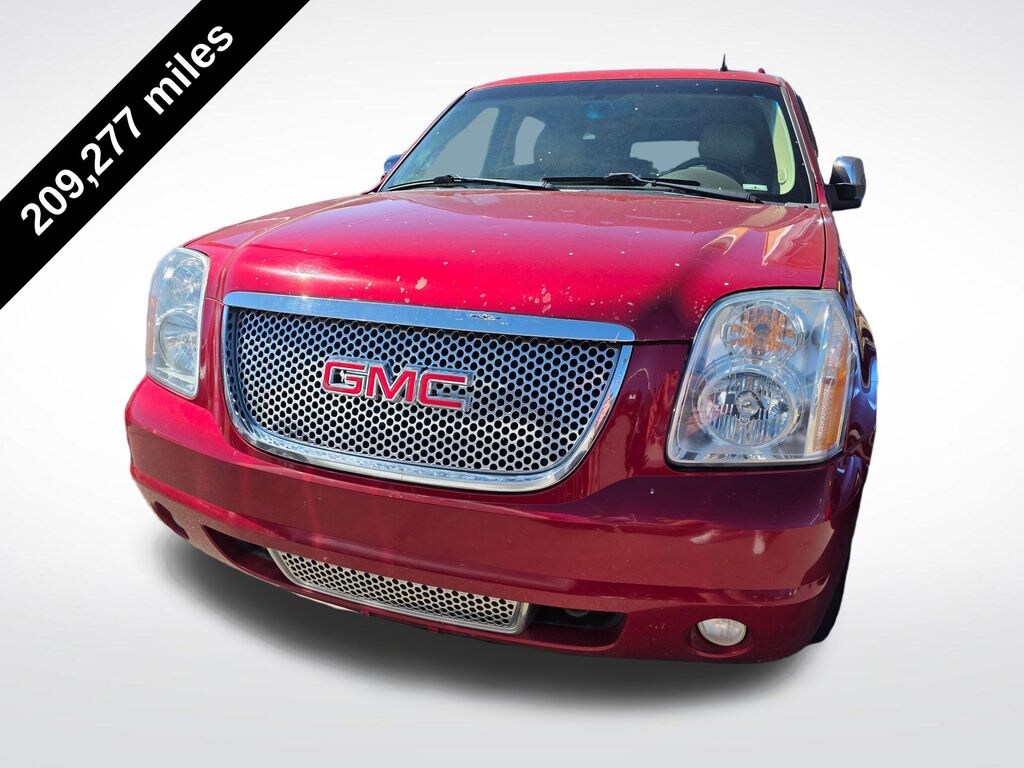 Used 2014 GMC Yukon XL 1500 Denali SUV