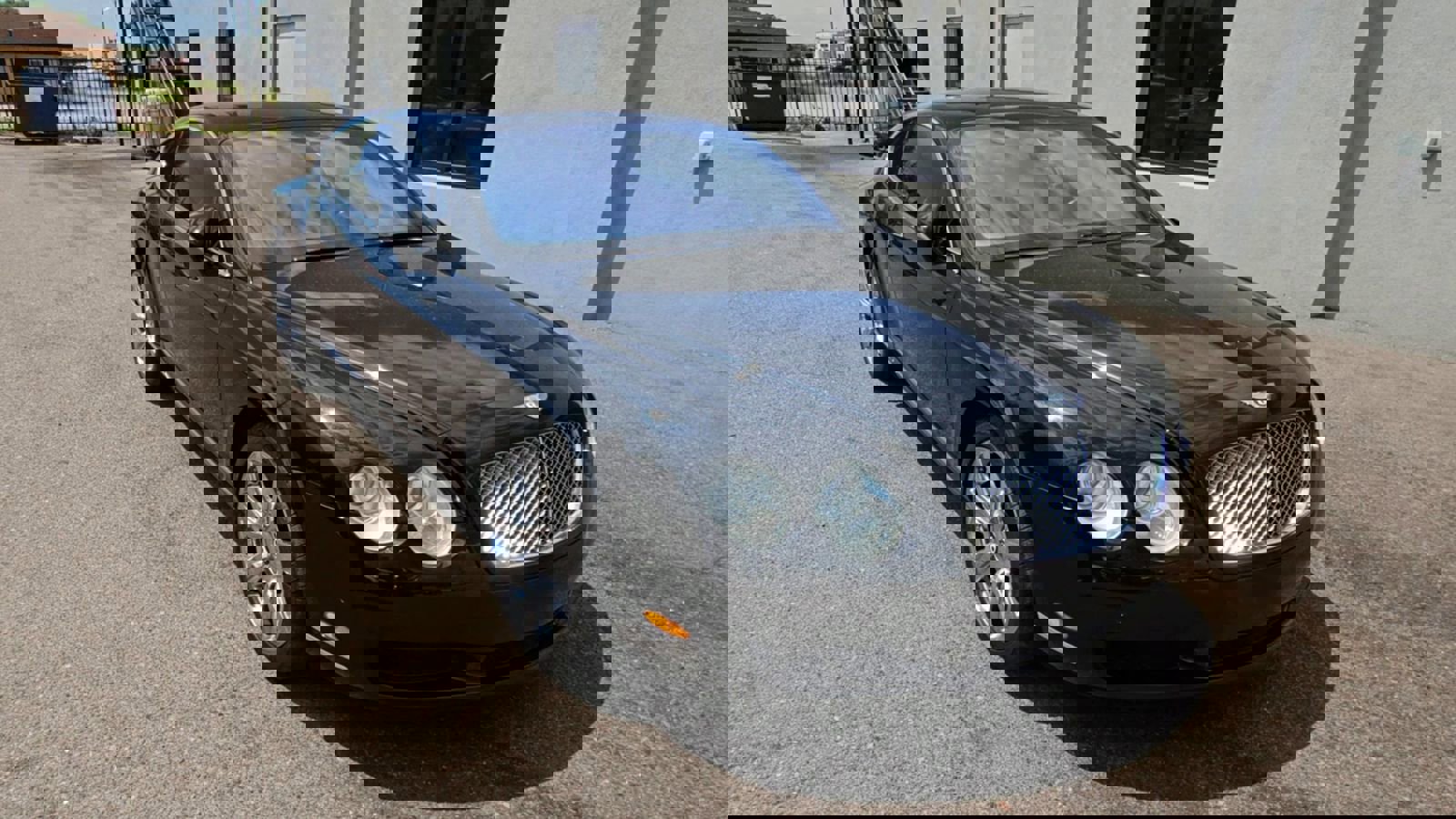 2005 Bentley Continental GT photo 2