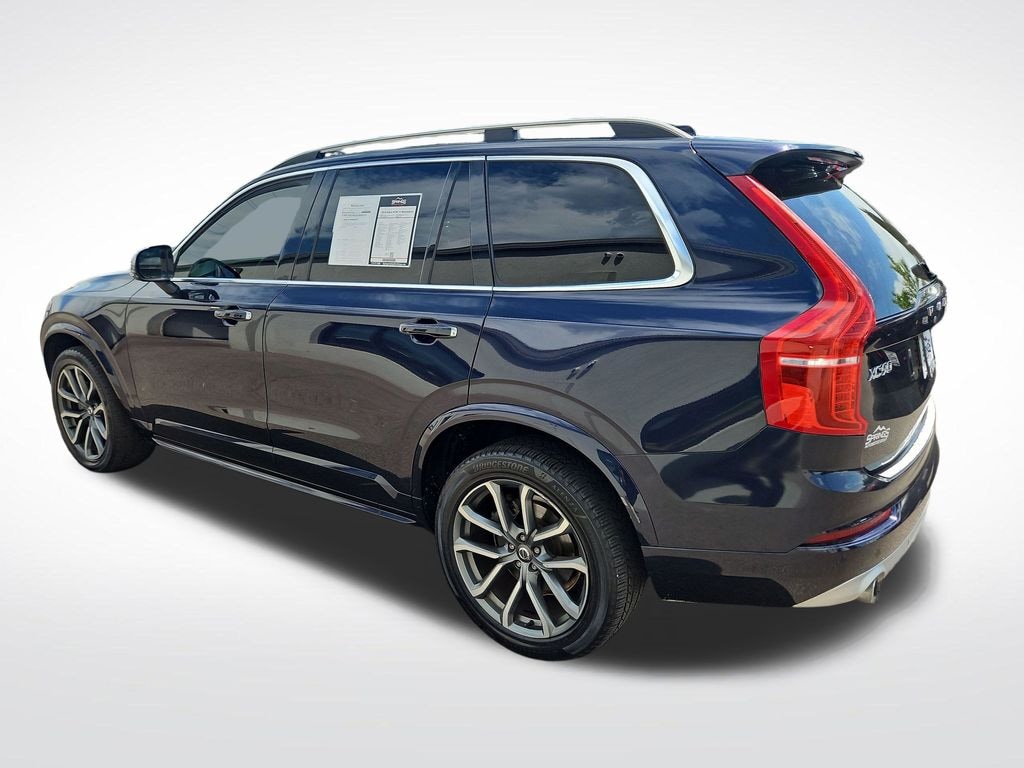 Used 2019 Volvo XC90 T5 Momentum SUV