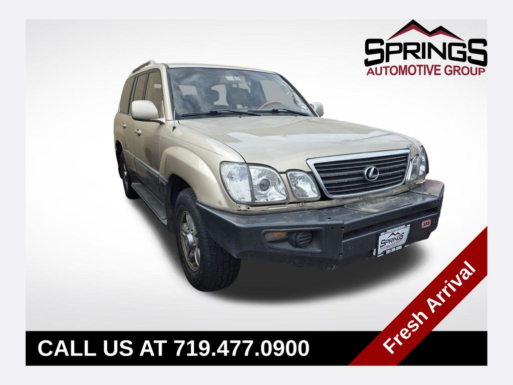 2001 Lexus LX 600 470's photo